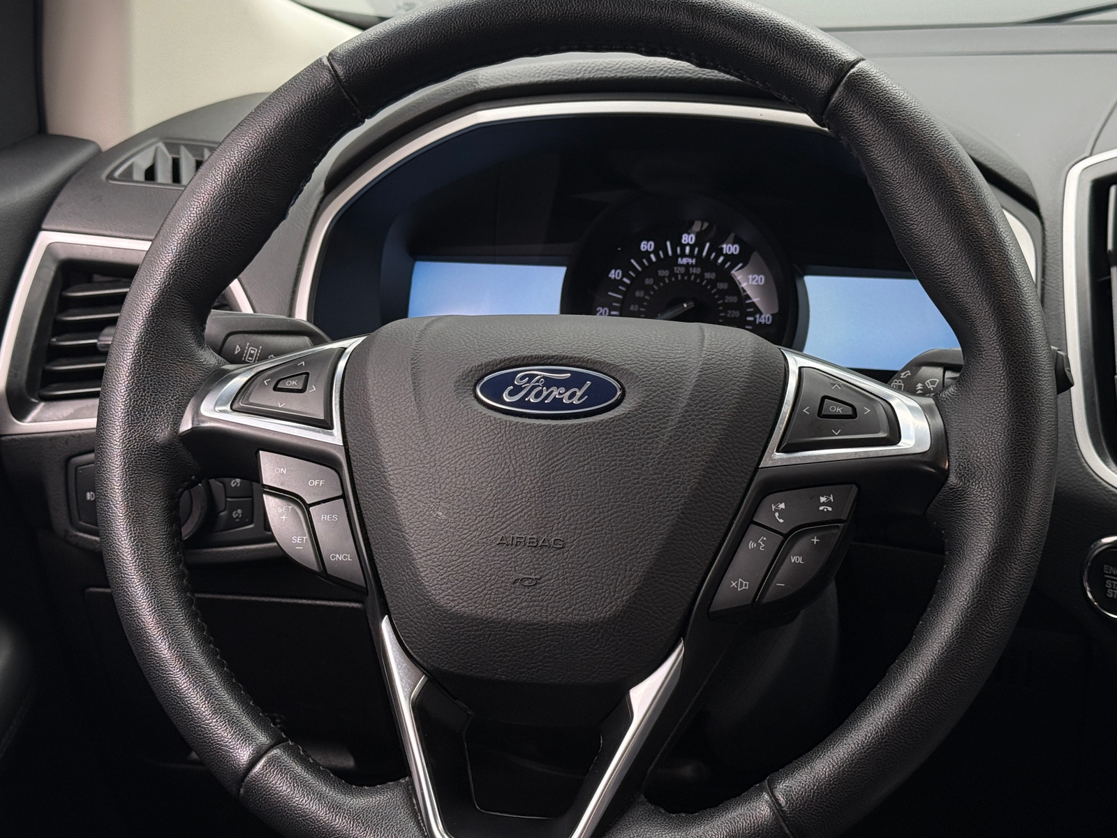 Thumbnail: 2019 Ford Edge - 5