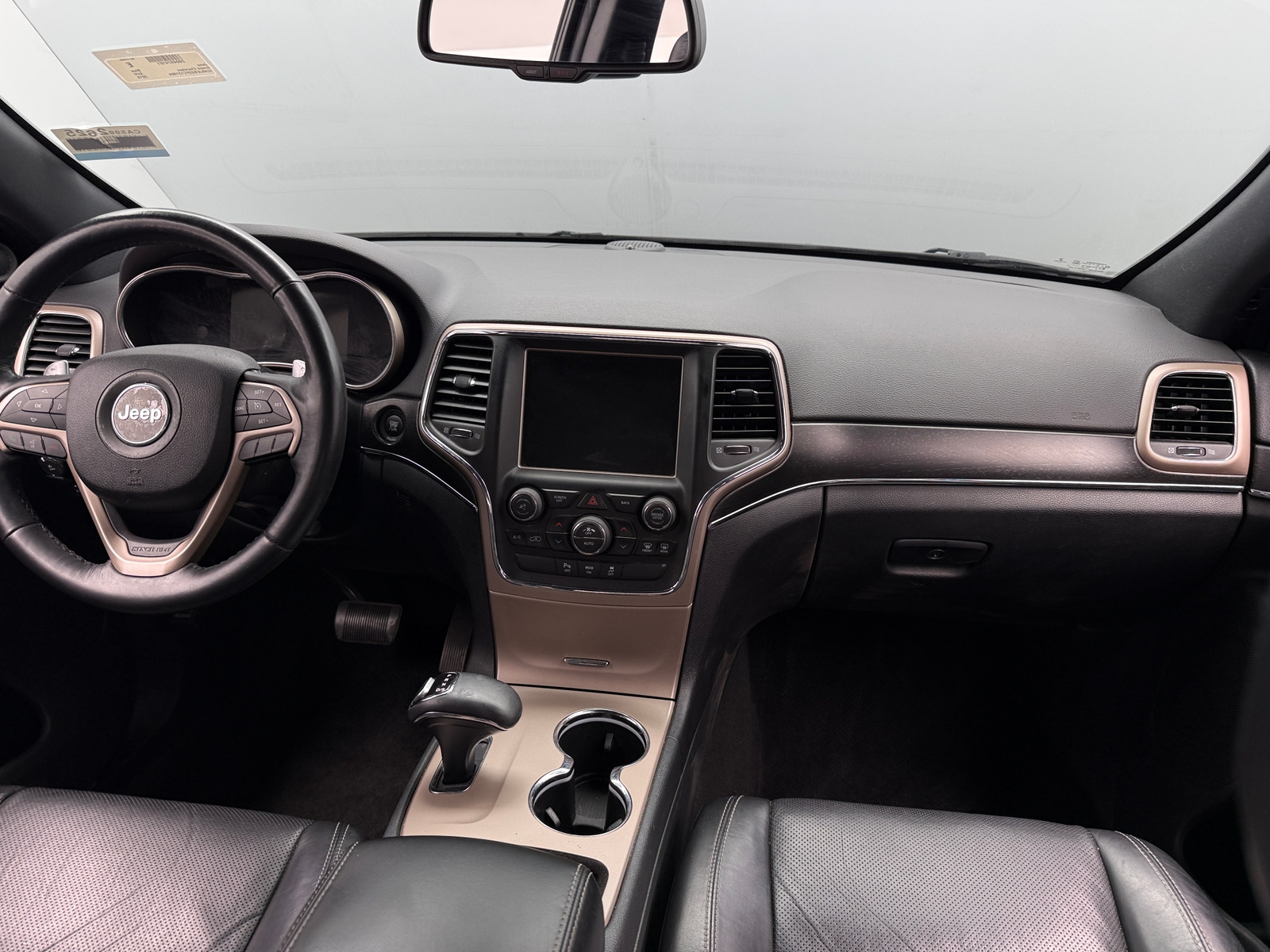 Thumbnail: 2015 Jeep Grand Cherokee - 2