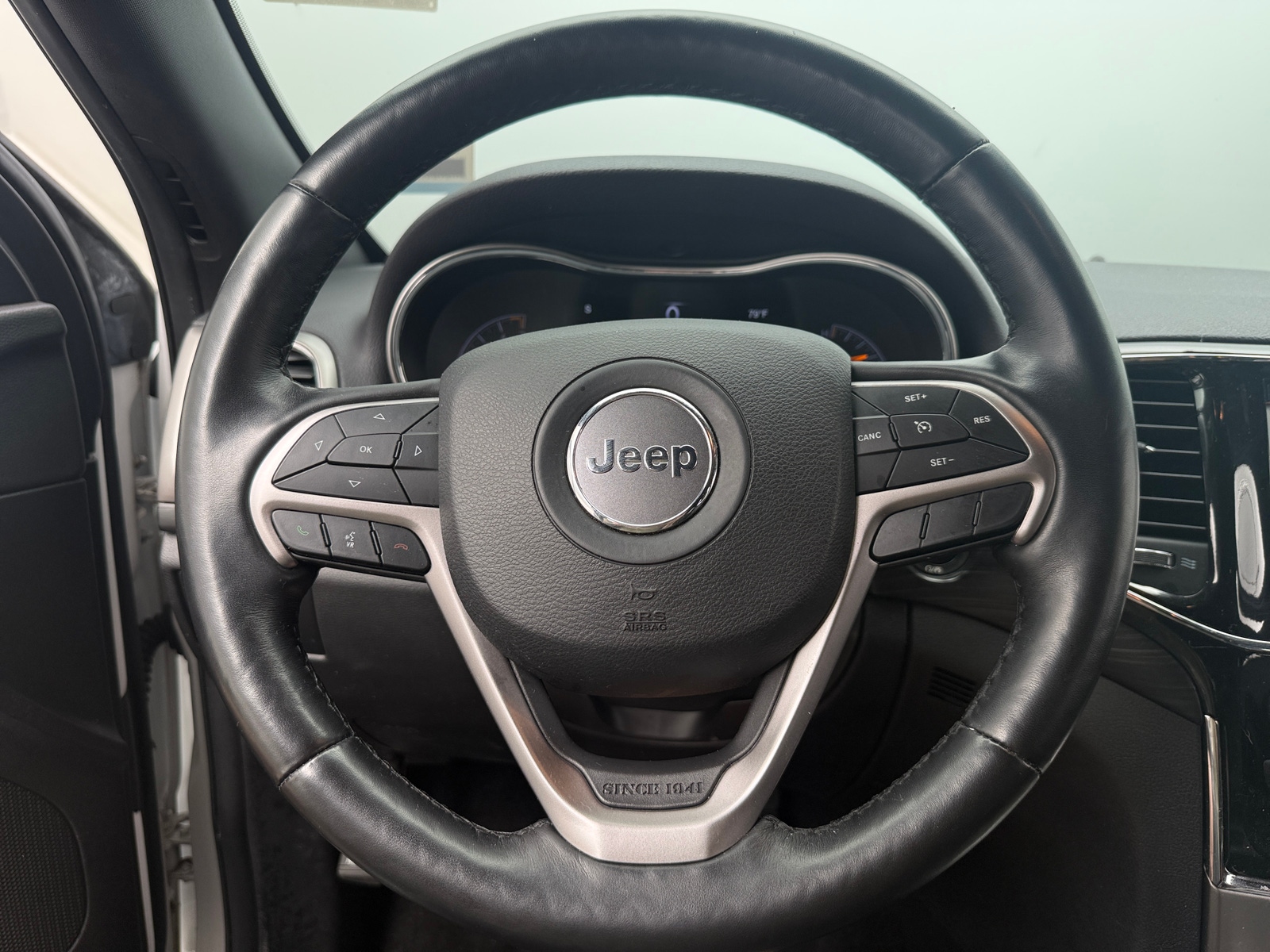 Thumbnail: 2021 Jeep Grand Cherokee - 5