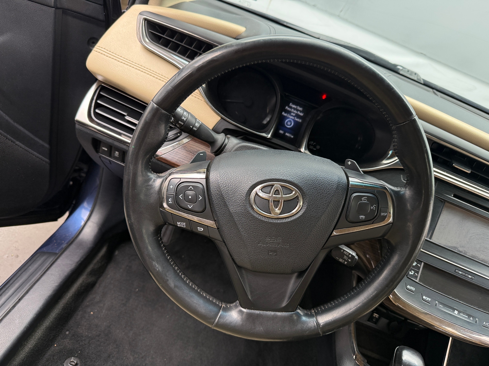 Thumbnail: 2013 Toyota Avalon - 4