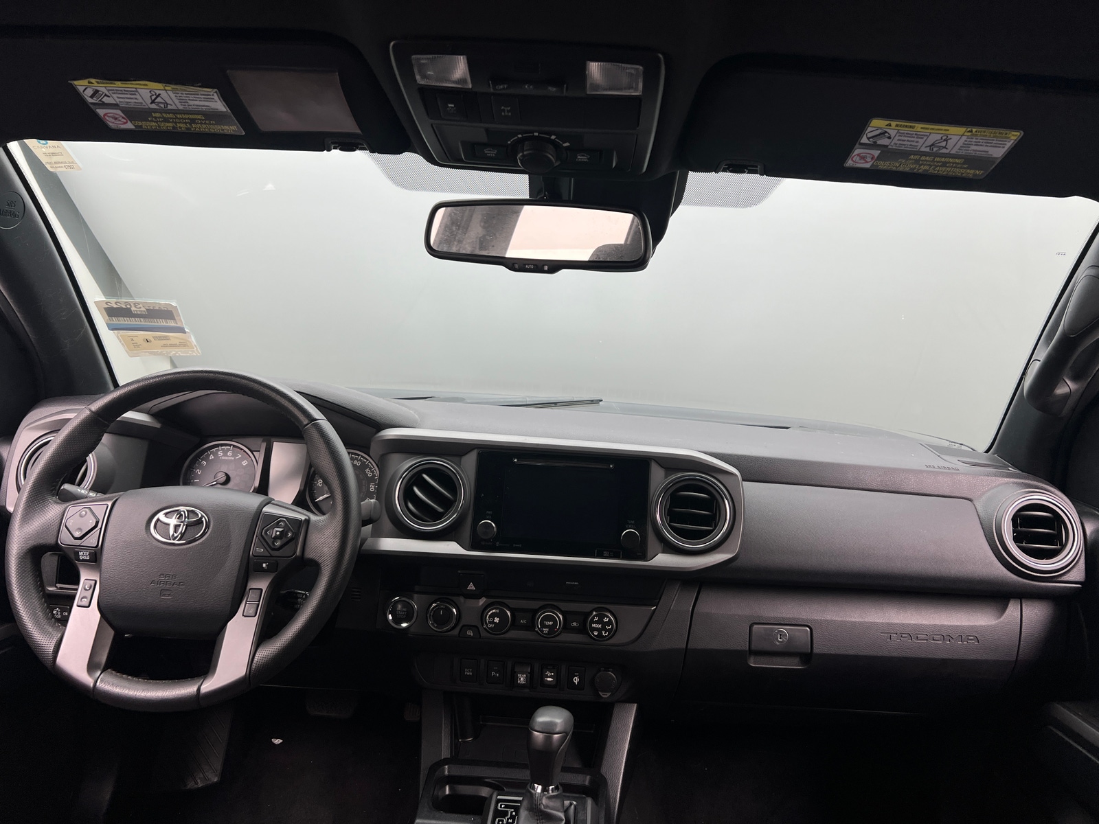 Thumbnail: 2019 Toyota Tacoma - 3