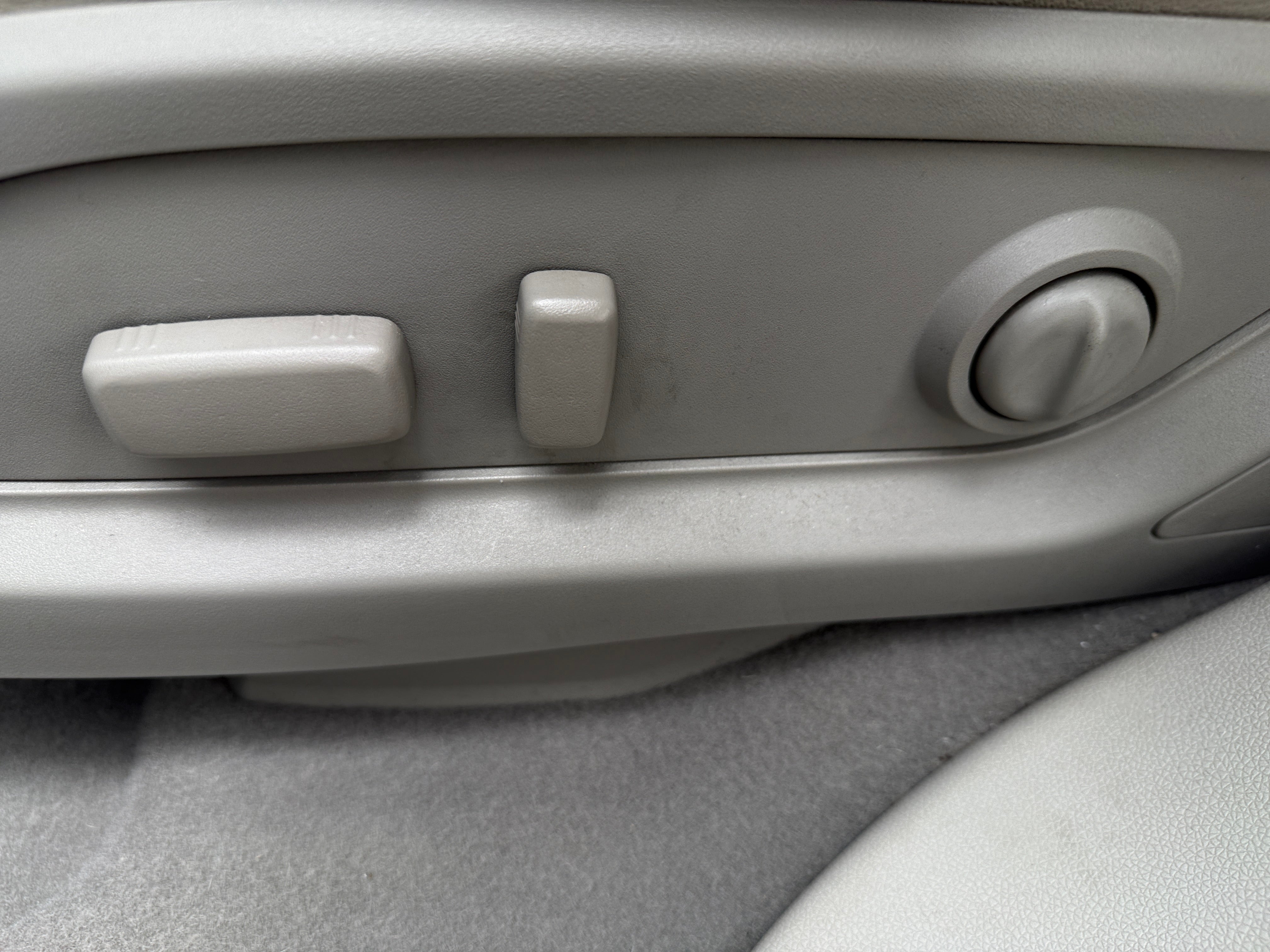 Used 2014 Buick Enclave Premium with VIN 5GAKVCKDXEJ347849 for sale in Auburn, WA