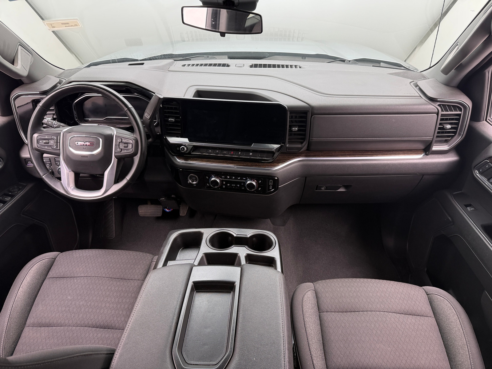 Thumbnail: 2023 GMC Sierra 1500 - 3