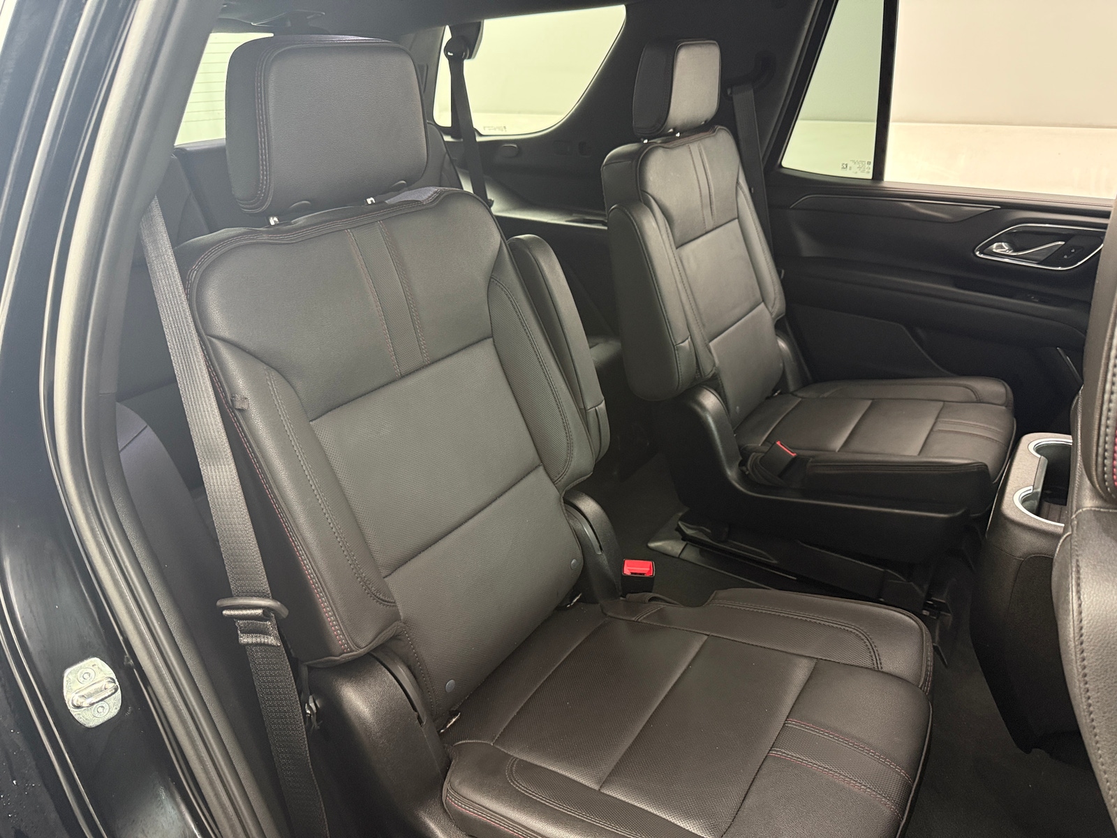 Thumbnail: 2023 Chevrolet Tahoe - 5