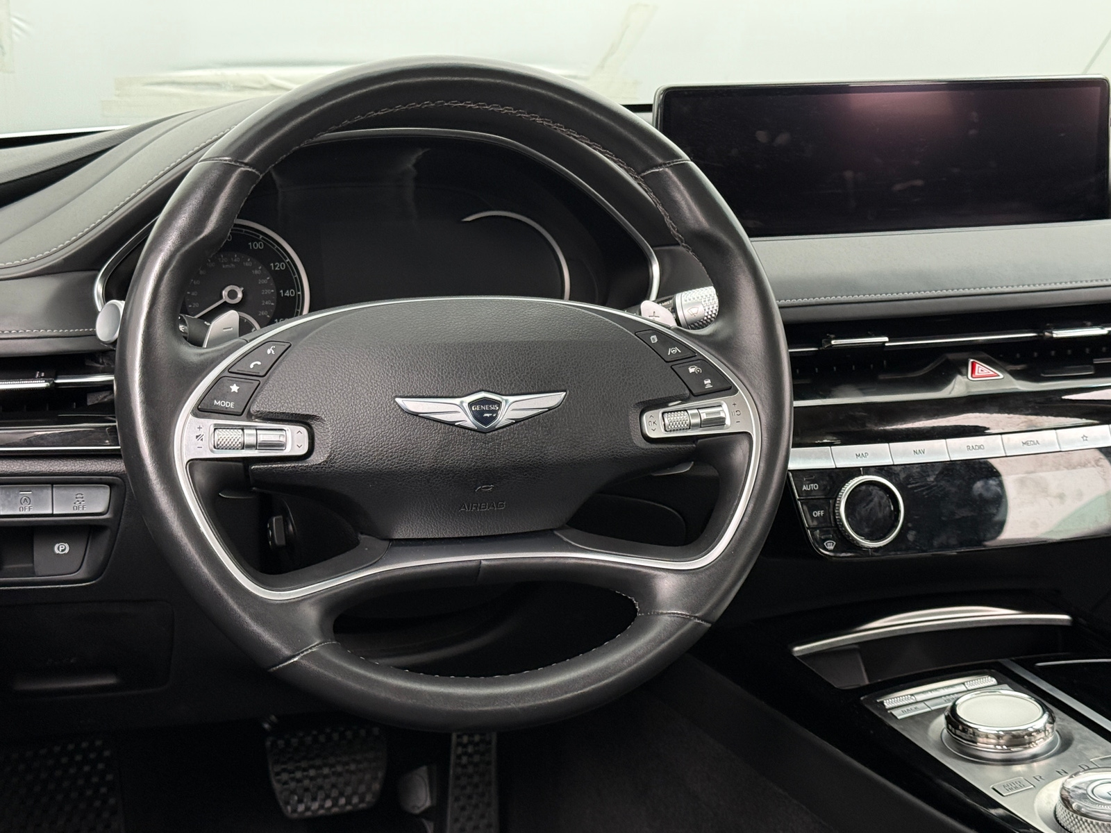 Thumbnail: 2023 Genesis G80 - 4