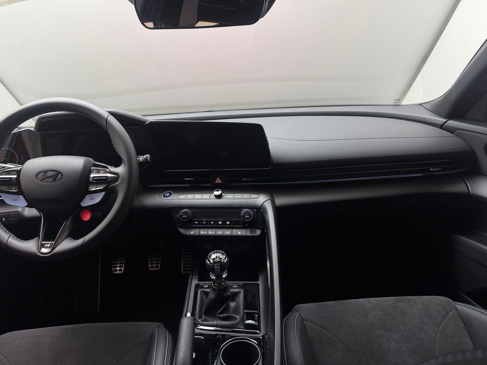 Thumbnail: 2025 Hyundai Elantra - 2