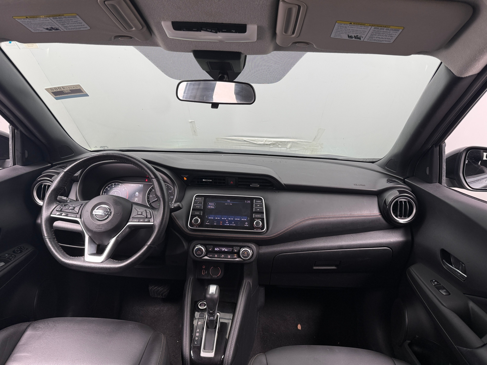 Thumbnail: 2020 Nissan Kicks - 2