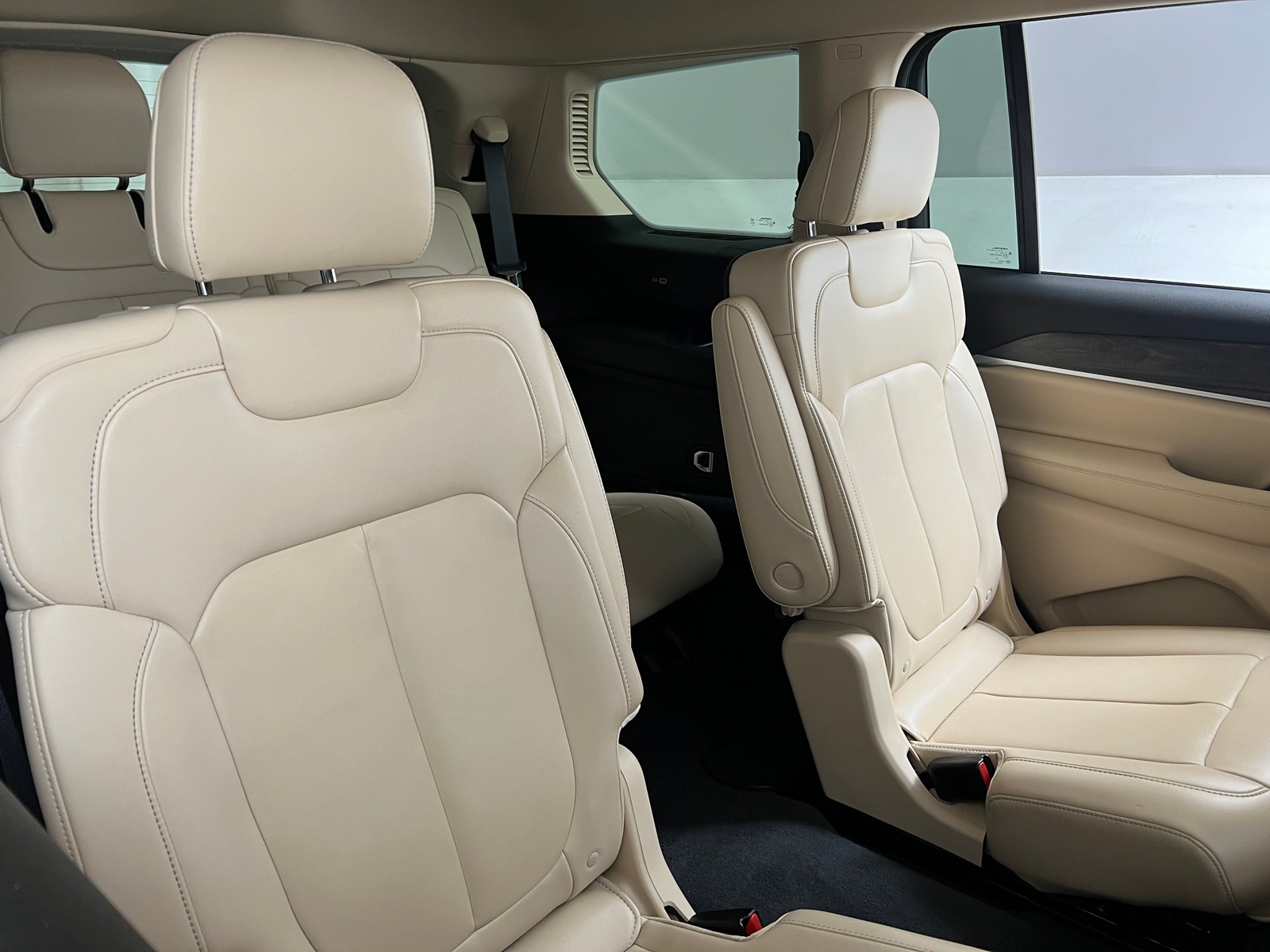 Thumbnail: 2021 Jeep Grand Cherokee L - 5