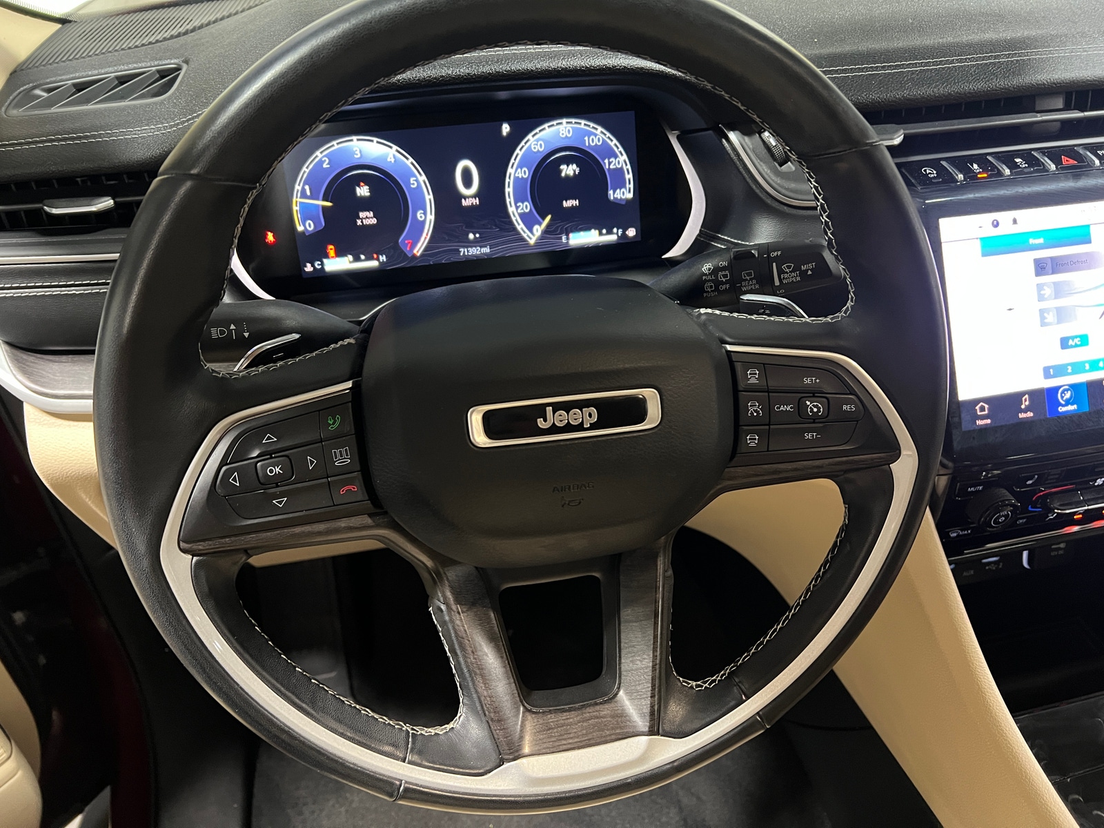 Thumbnail: 2021 Jeep Grand Cherokee L - 4