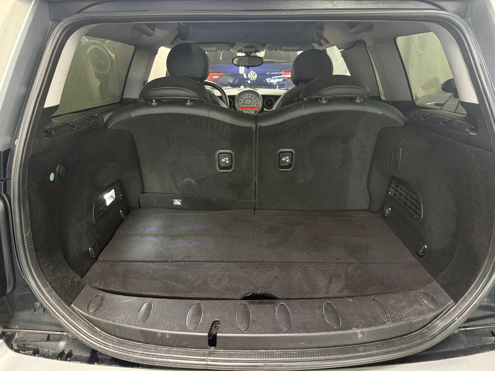 Thumbnail: 2010 MINI Cooper Clubman - 6