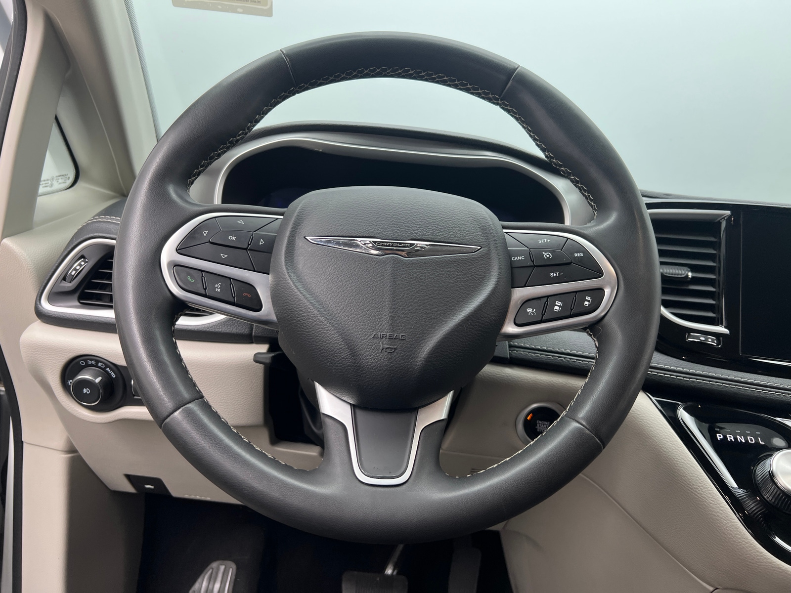 Thumbnail: 2024 Chrysler Pacifica - 4