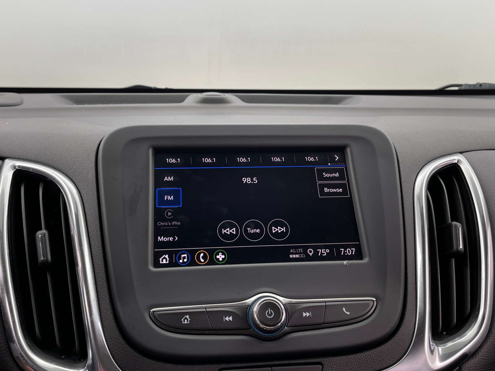 Thumbnail: 2024 Chevrolet Equinox - 4