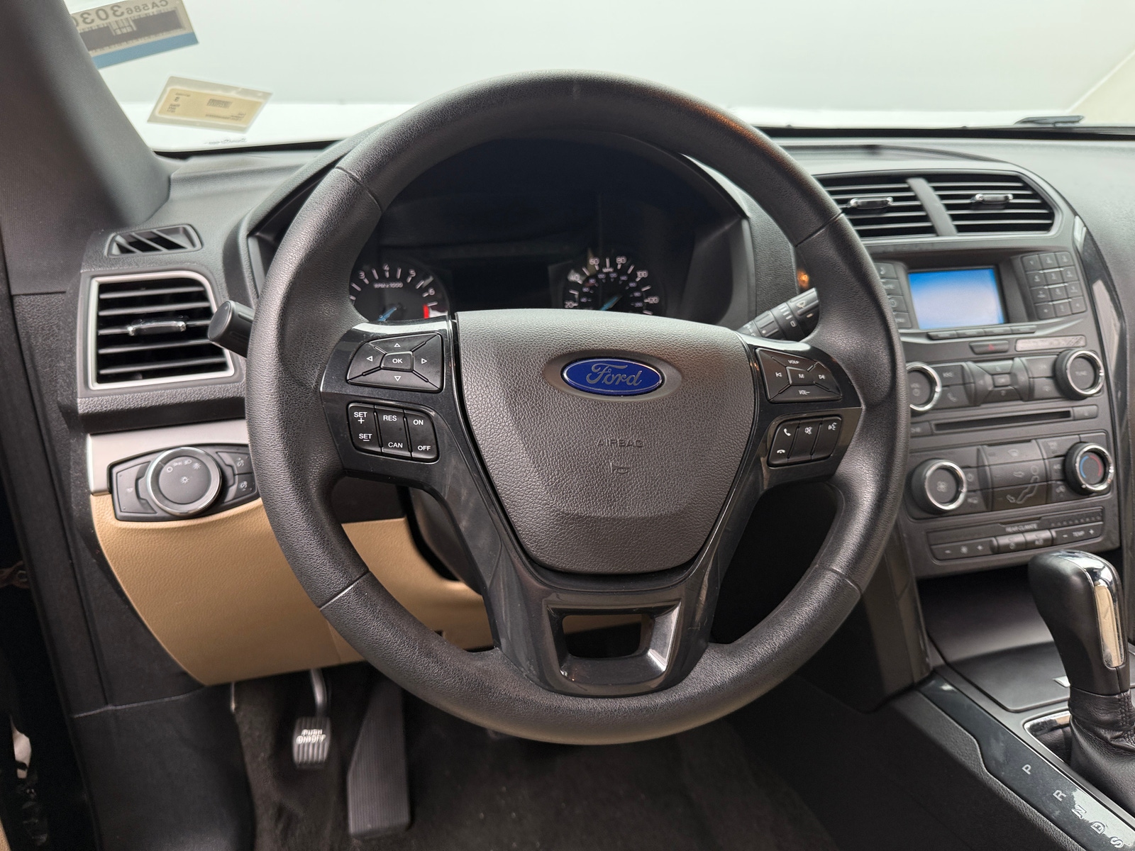 Thumbnail: 2017 Ford Explorer - 5
