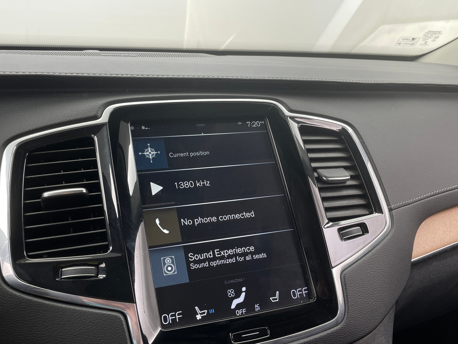 Thumbnail: 2020 Volvo XC90 - 3