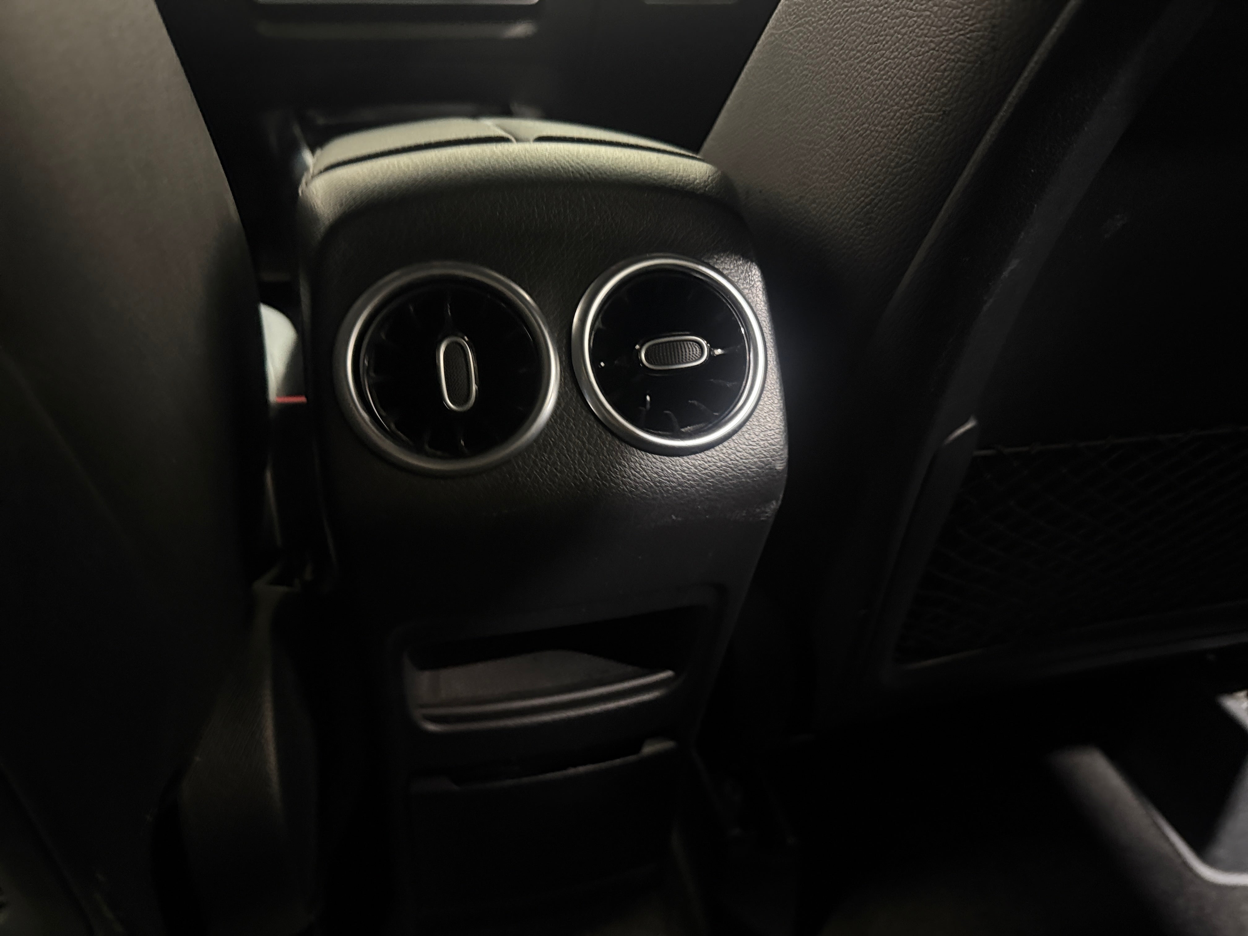 2021 Mercedes-Benz GLA GLA250 - Photo 8