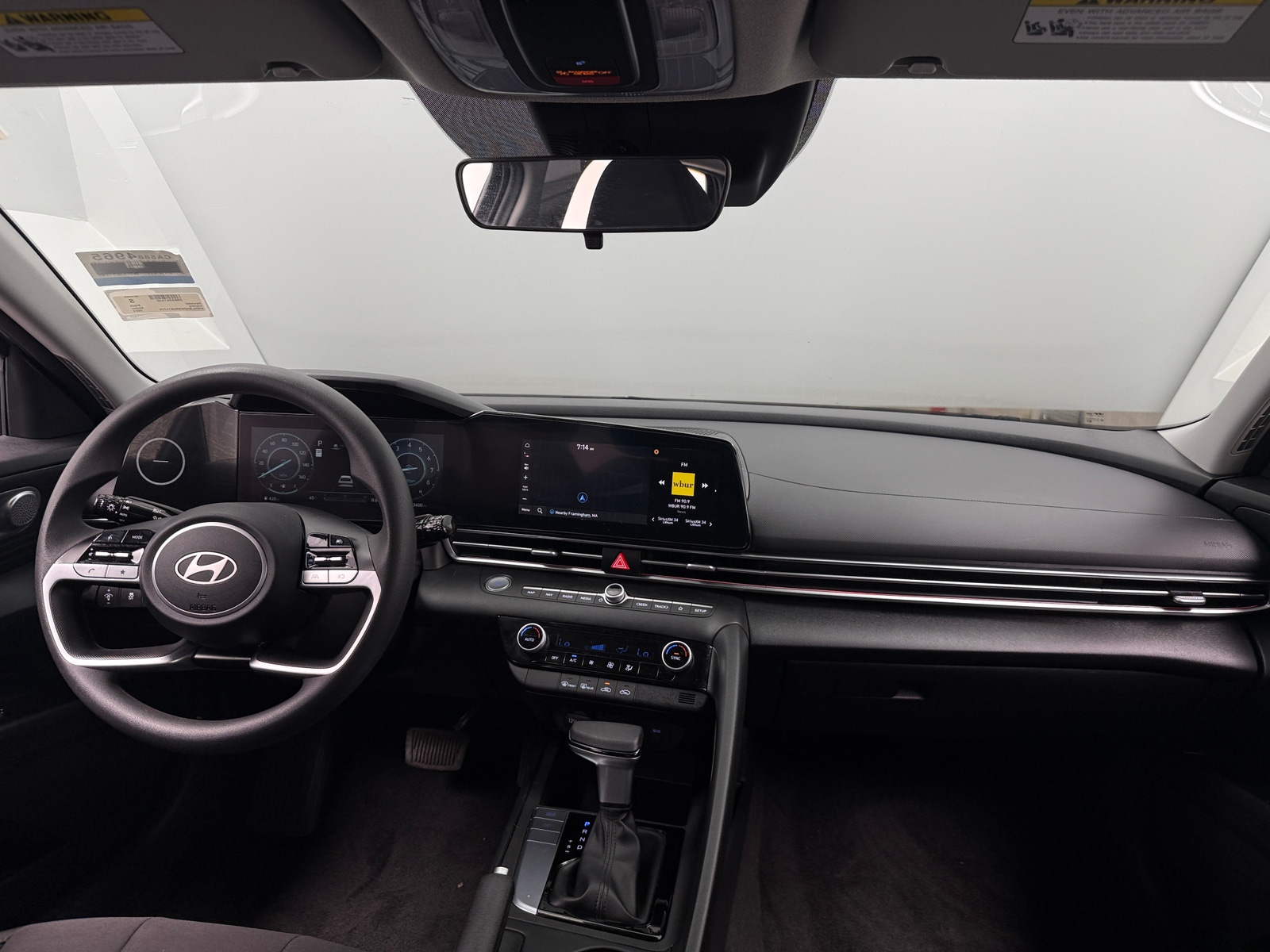 Thumbnail: 2024 Hyundai Elantra - 3