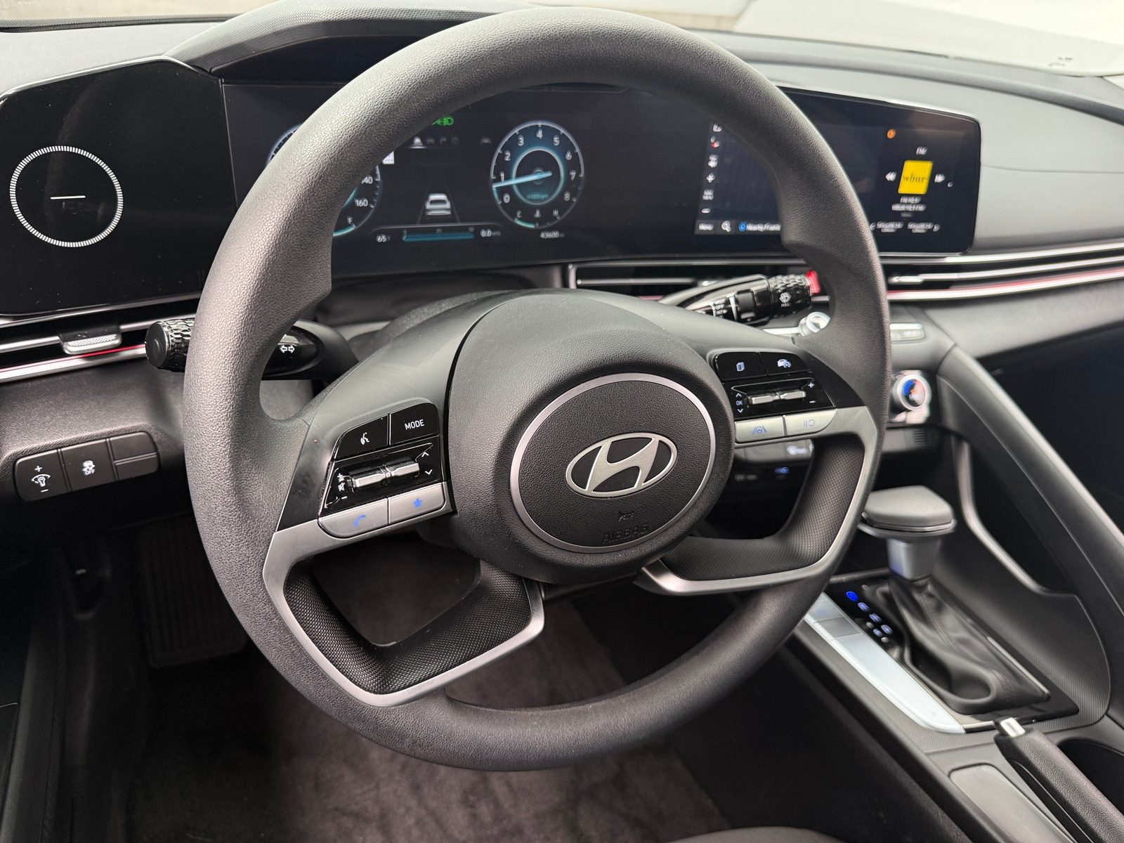 Thumbnail: 2024 Hyundai Elantra - 5