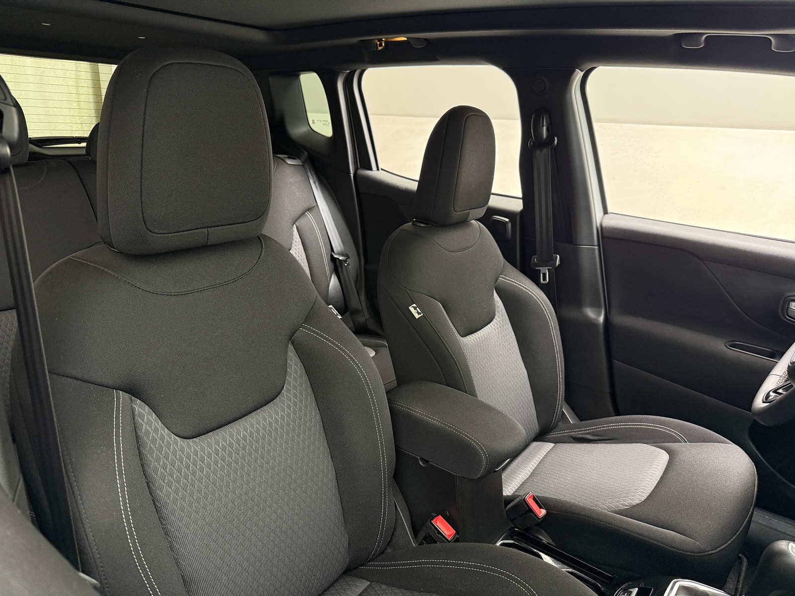 Thumbnail: 2021 Jeep Renegade - 2