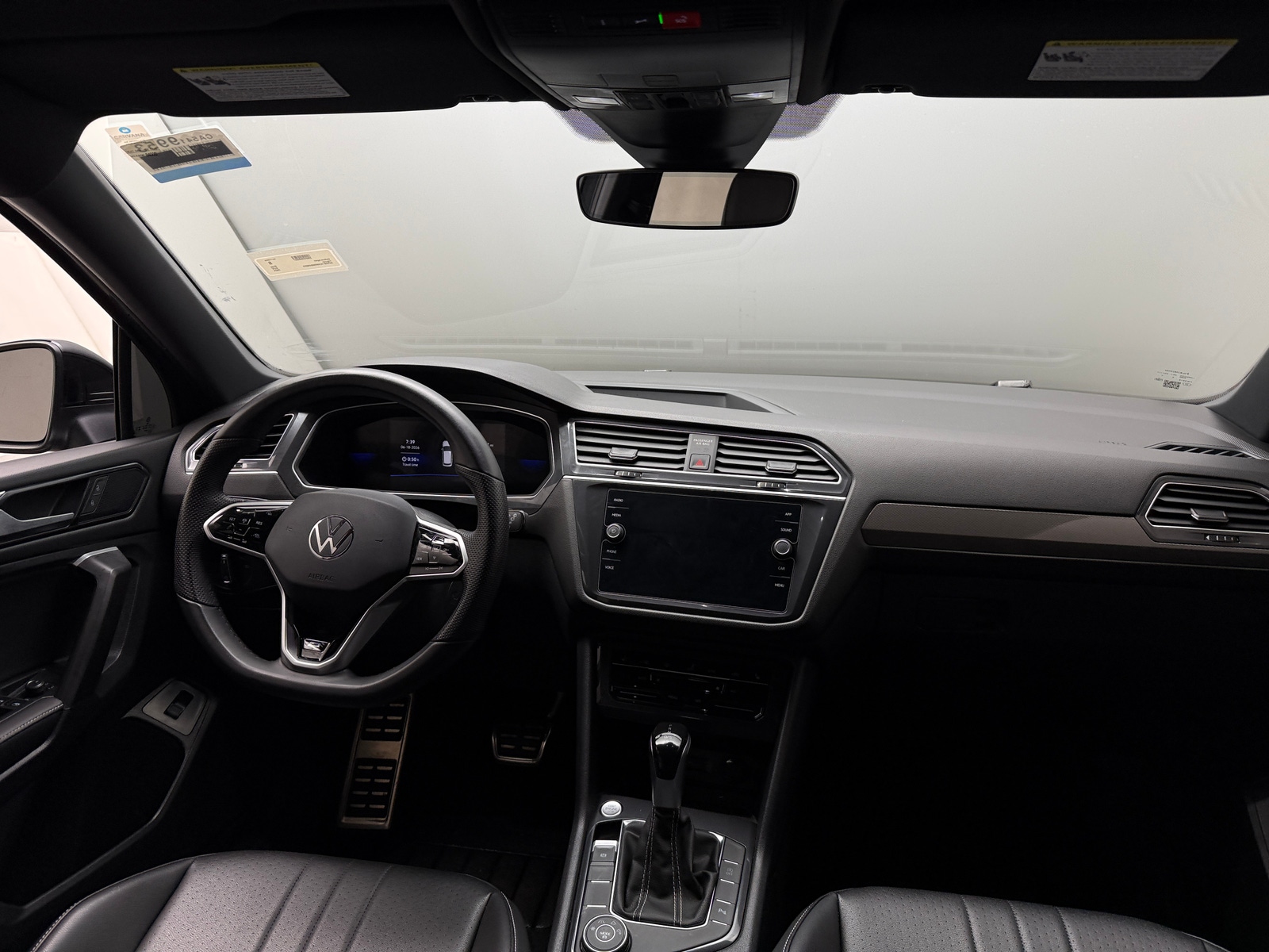 Thumbnail: 2024 Volkswagen Tiguan - 2