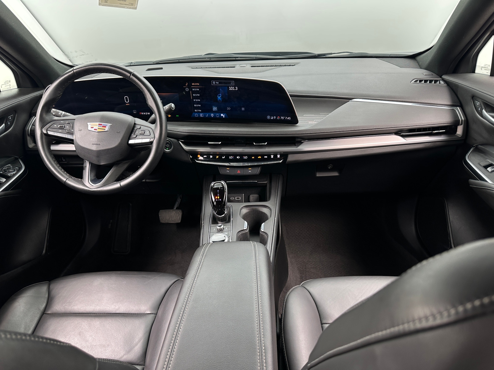 Thumbnail: 2025 Cadillac XT4 - 2