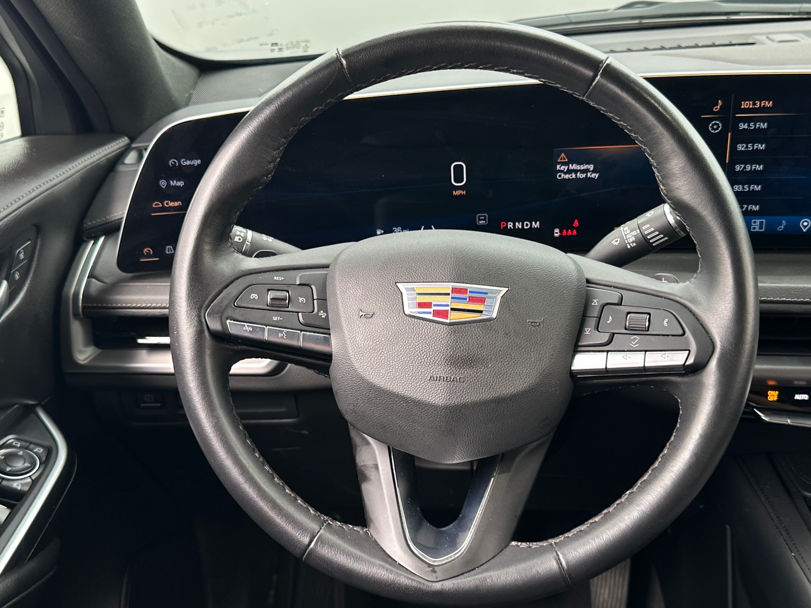 Thumbnail: 2025 Cadillac XT4 - 4
