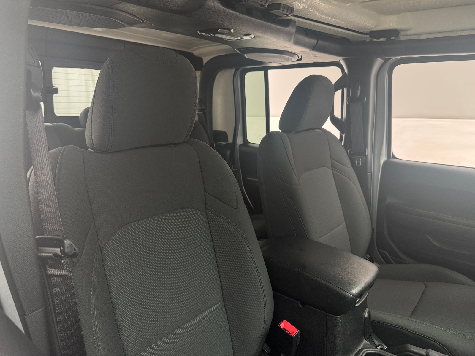 Thumbnail: 2021 Jeep Gladiator - 2