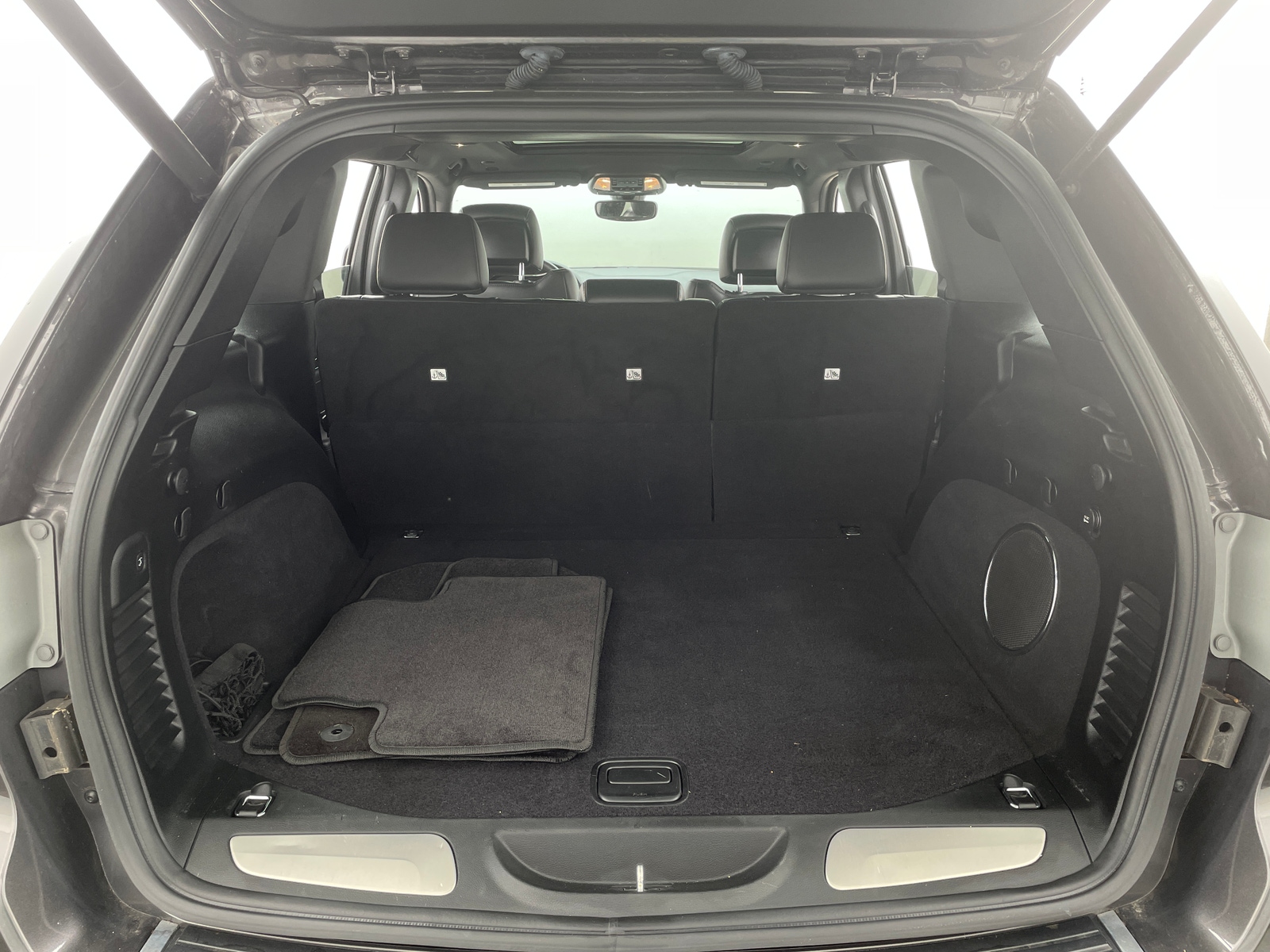 Thumbnail: 2018 Jeep Grand Cherokee - 6