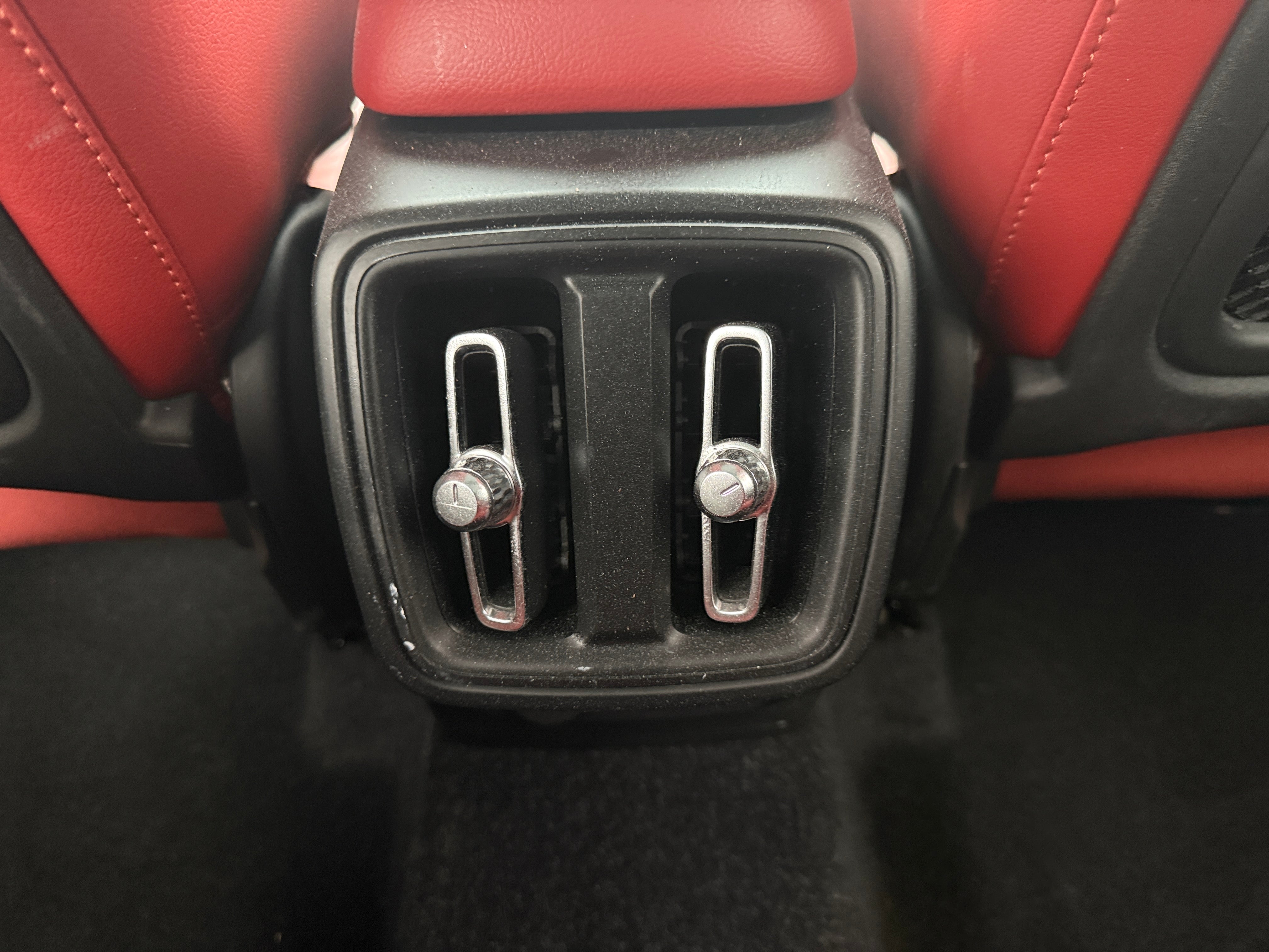 2019 Volvo XC40 Momentum - Photo 4
