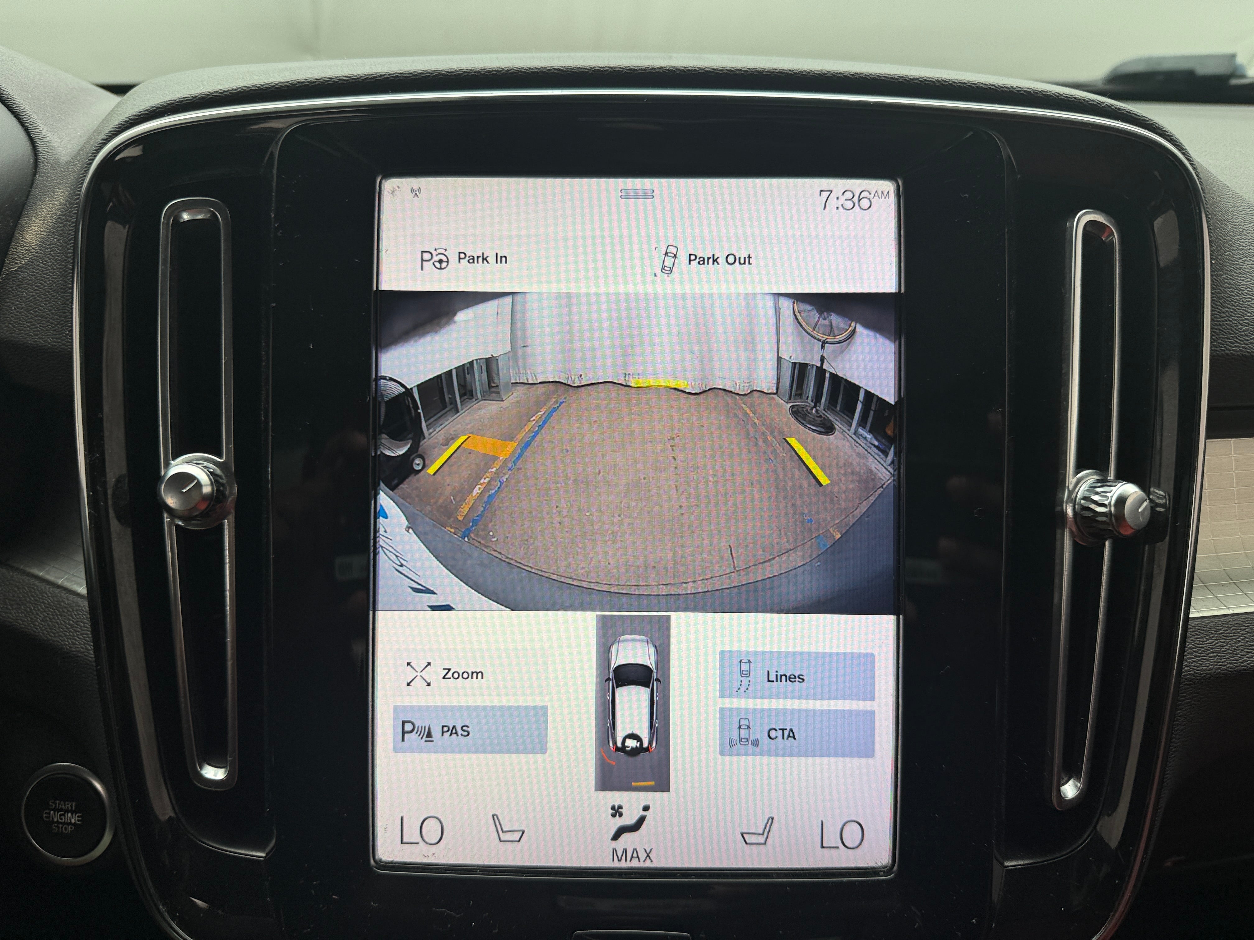 2019 Volvo XC40 Momentum - Photo 14