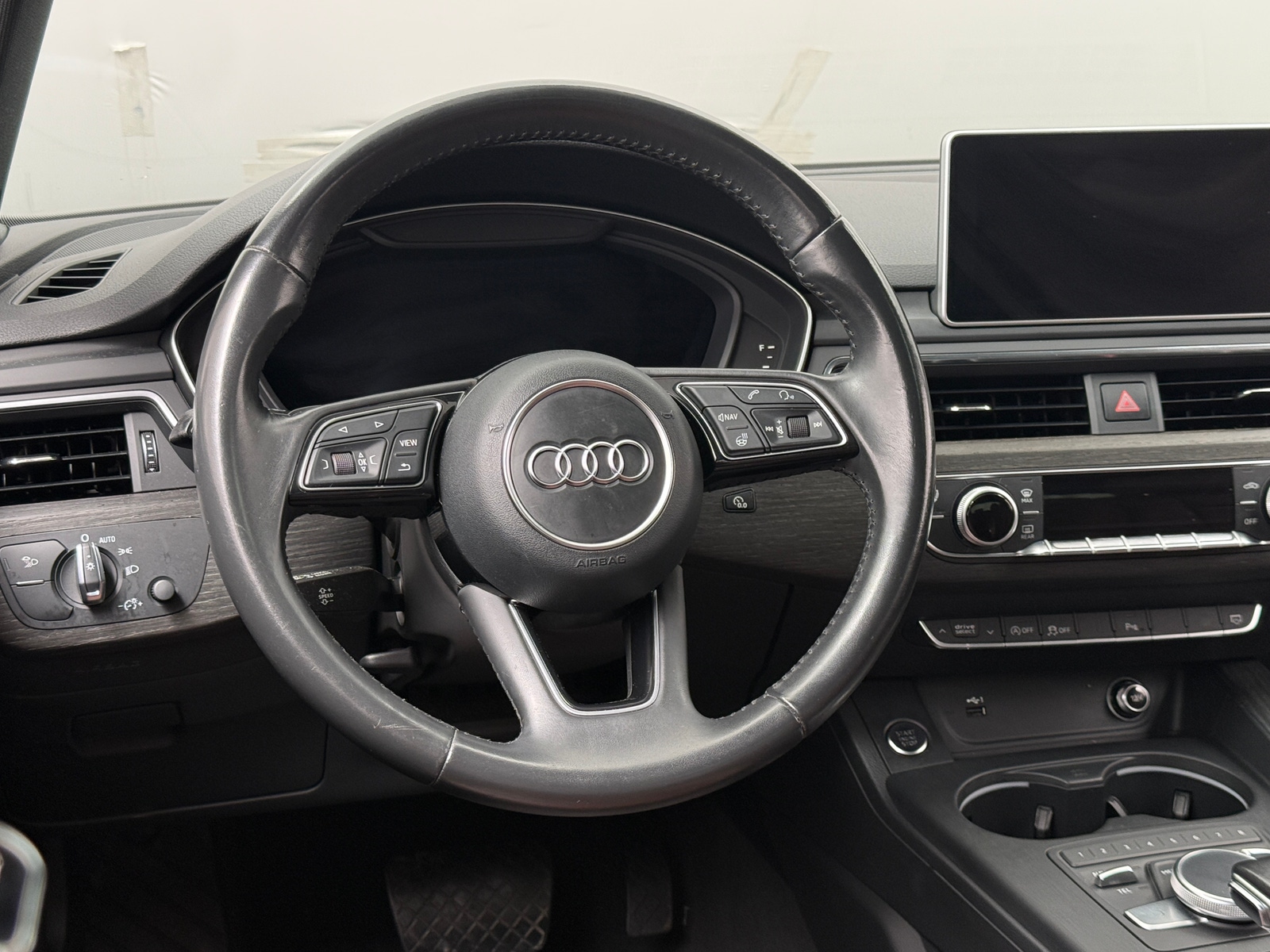Thumbnail: 2018 Audi A4 - 4
