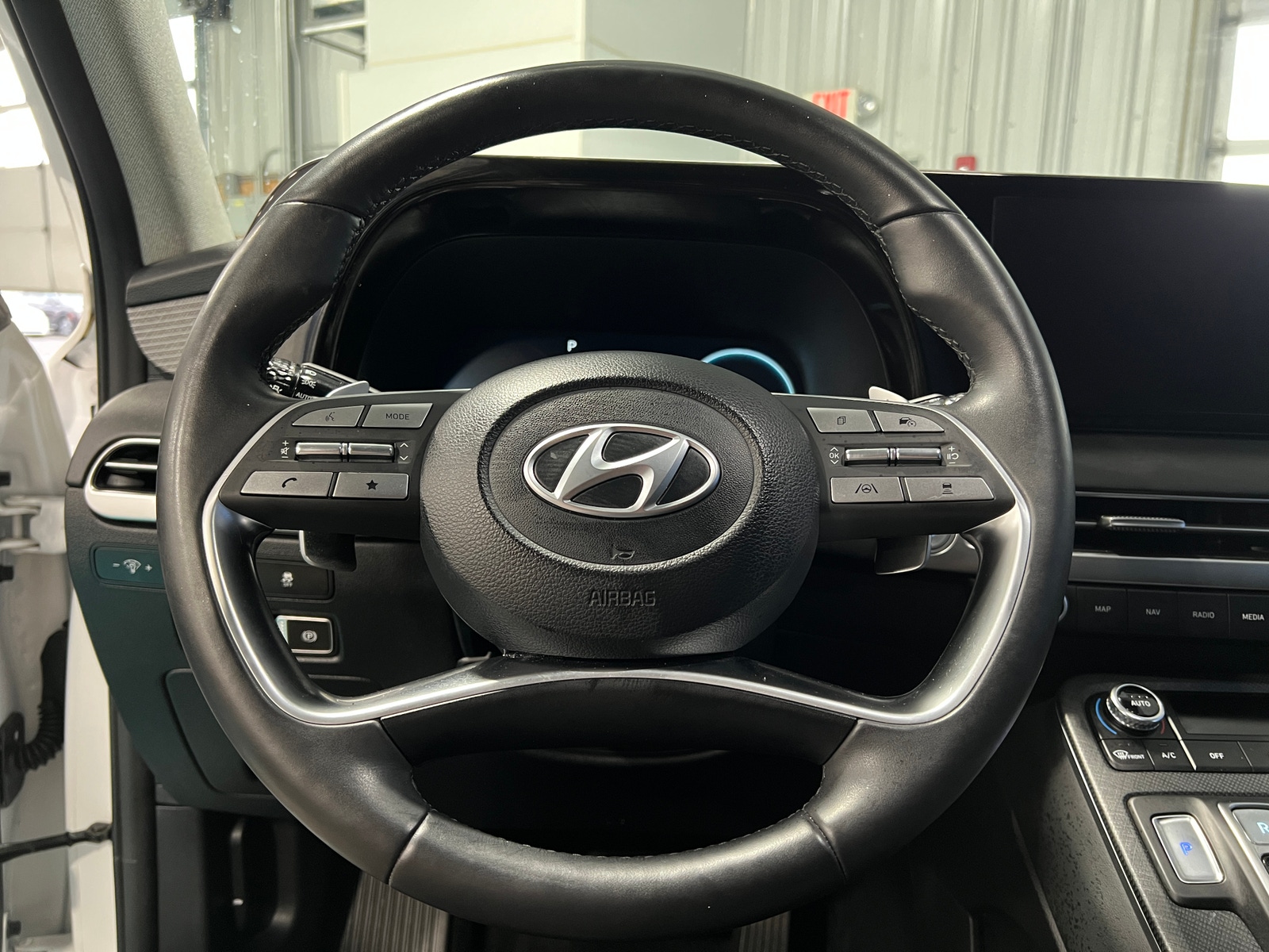 Thumbnail: 2023 Hyundai Palisade - 4