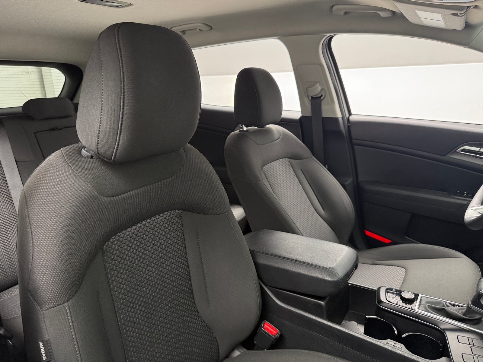 Thumbnail: 2025 Kia Sportage - 2