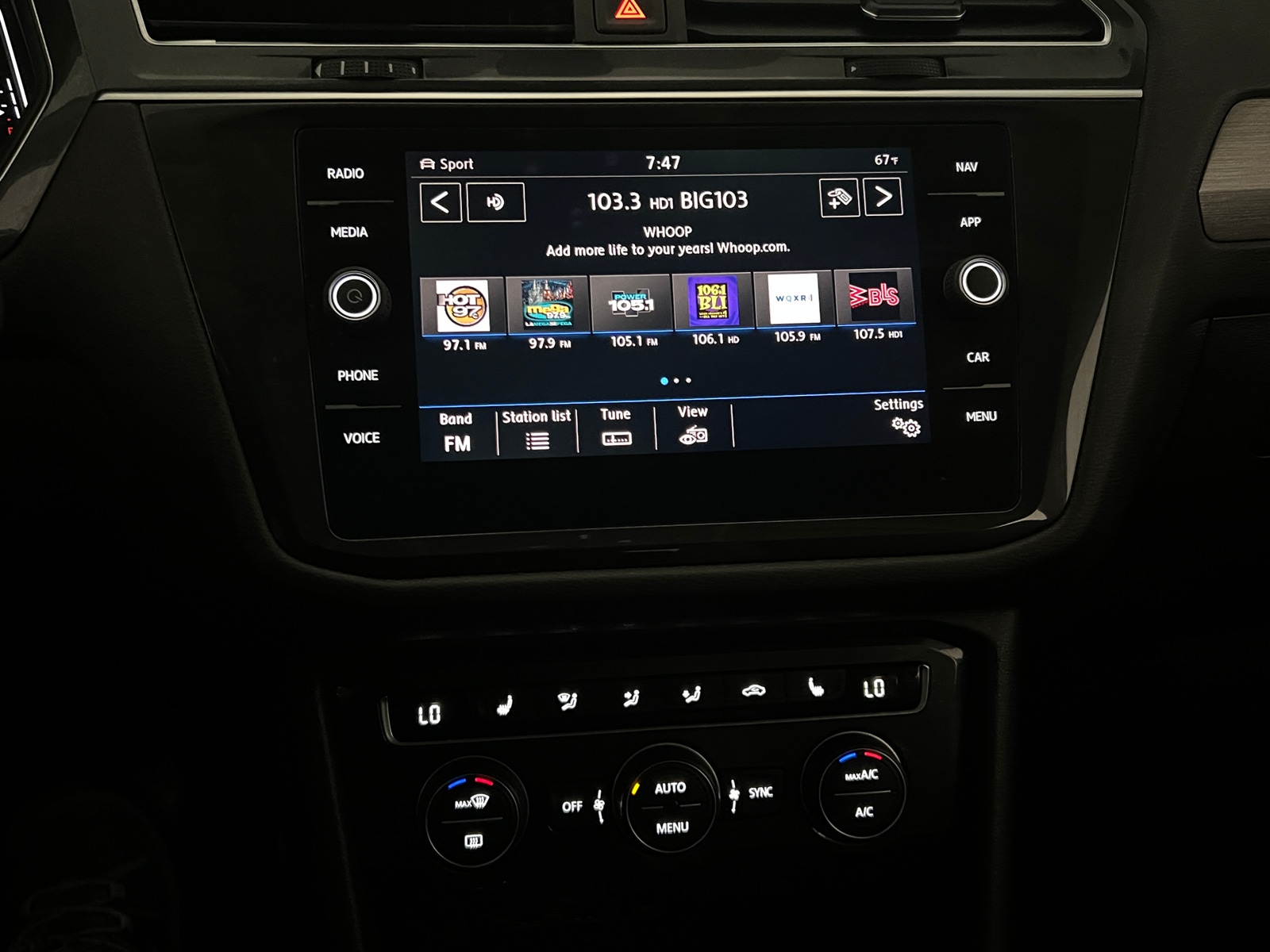 Thumbnail: 2019 Volkswagen Tiguan - 3