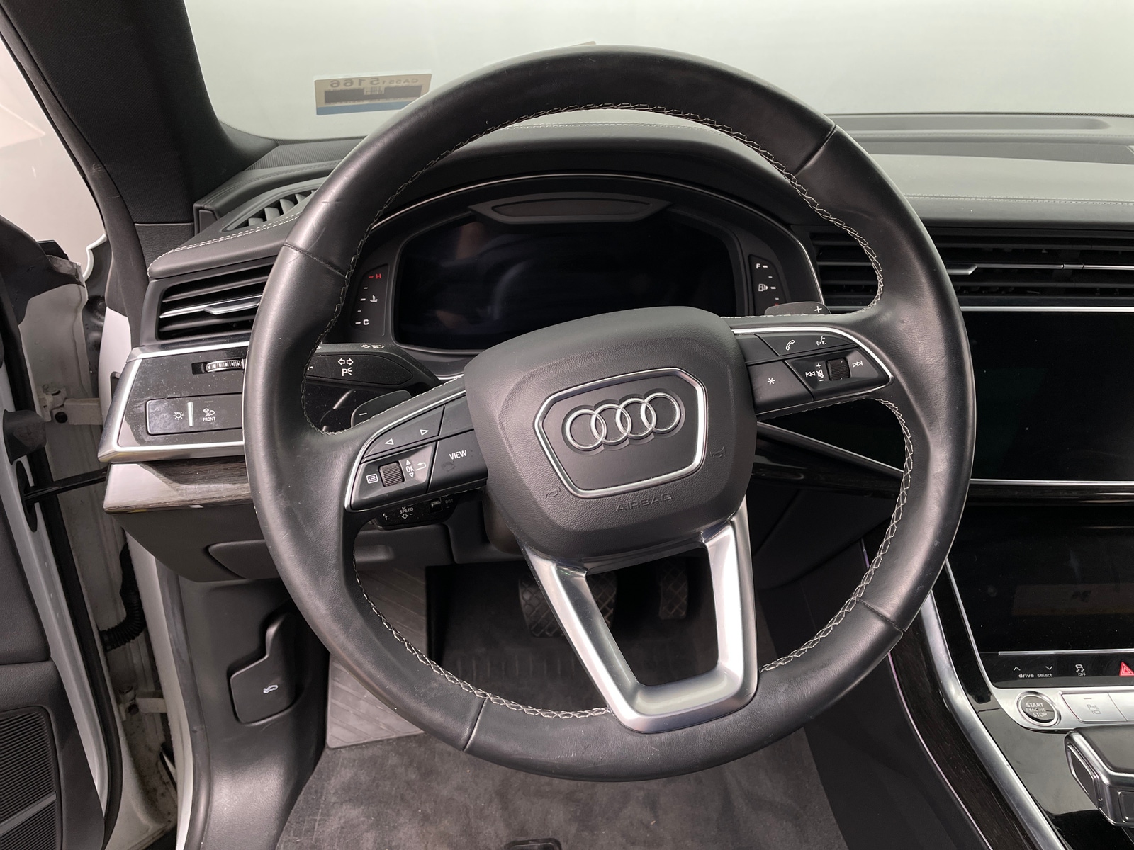 Thumbnail: 2021 Audi Q8 - 4