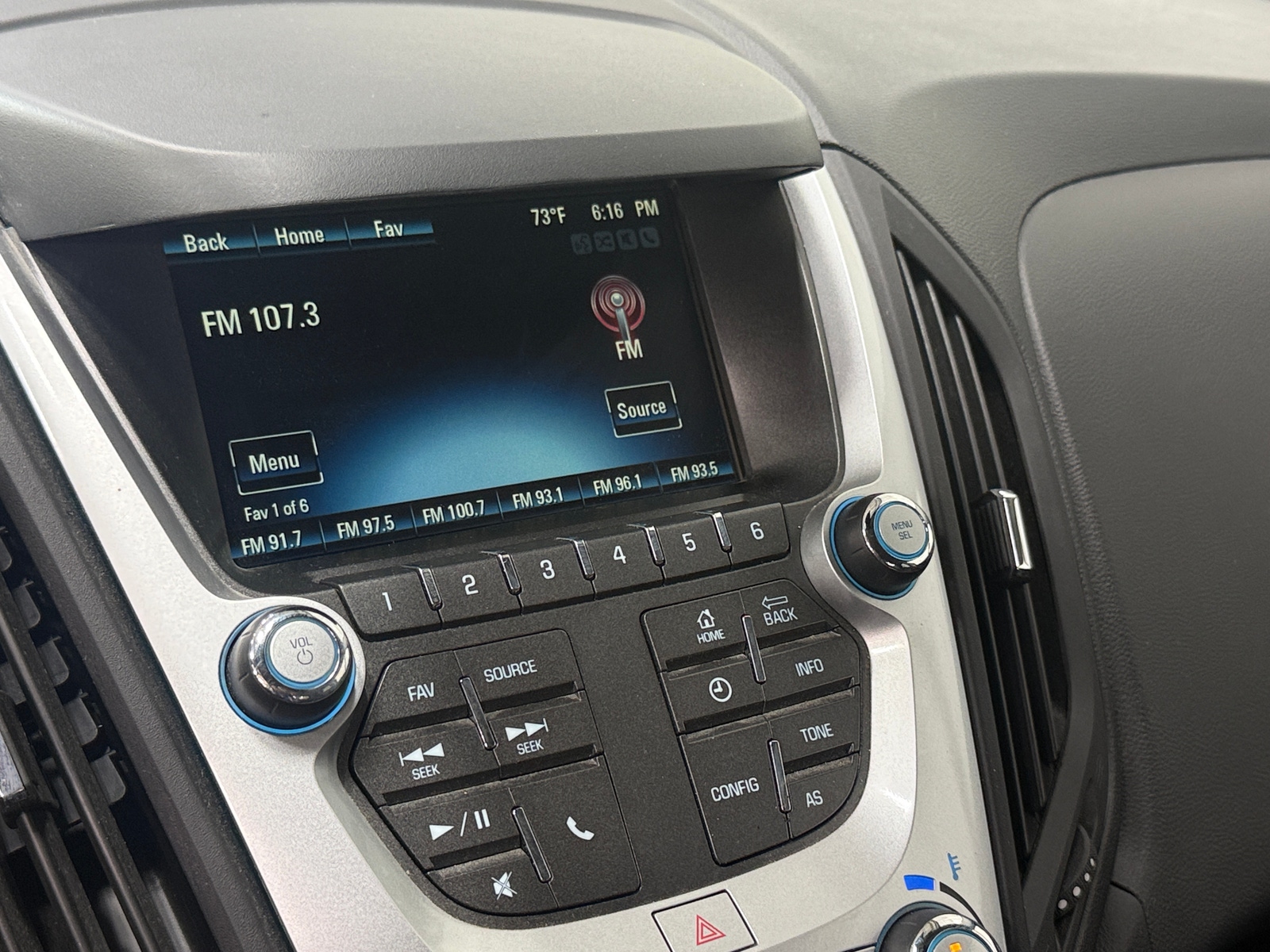 Thumbnail: 2017 Chevrolet Equinox - 4
