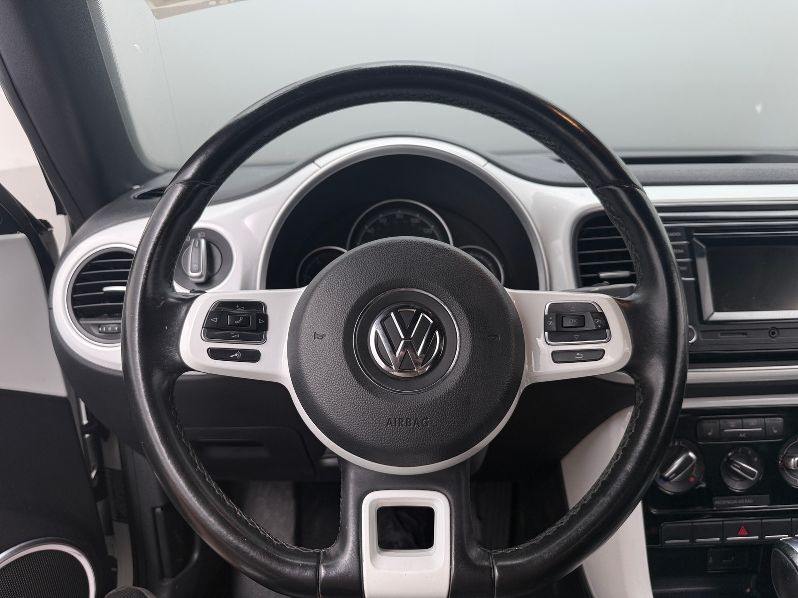 Thumbnail: 2018 Volkswagen Beetle - 5