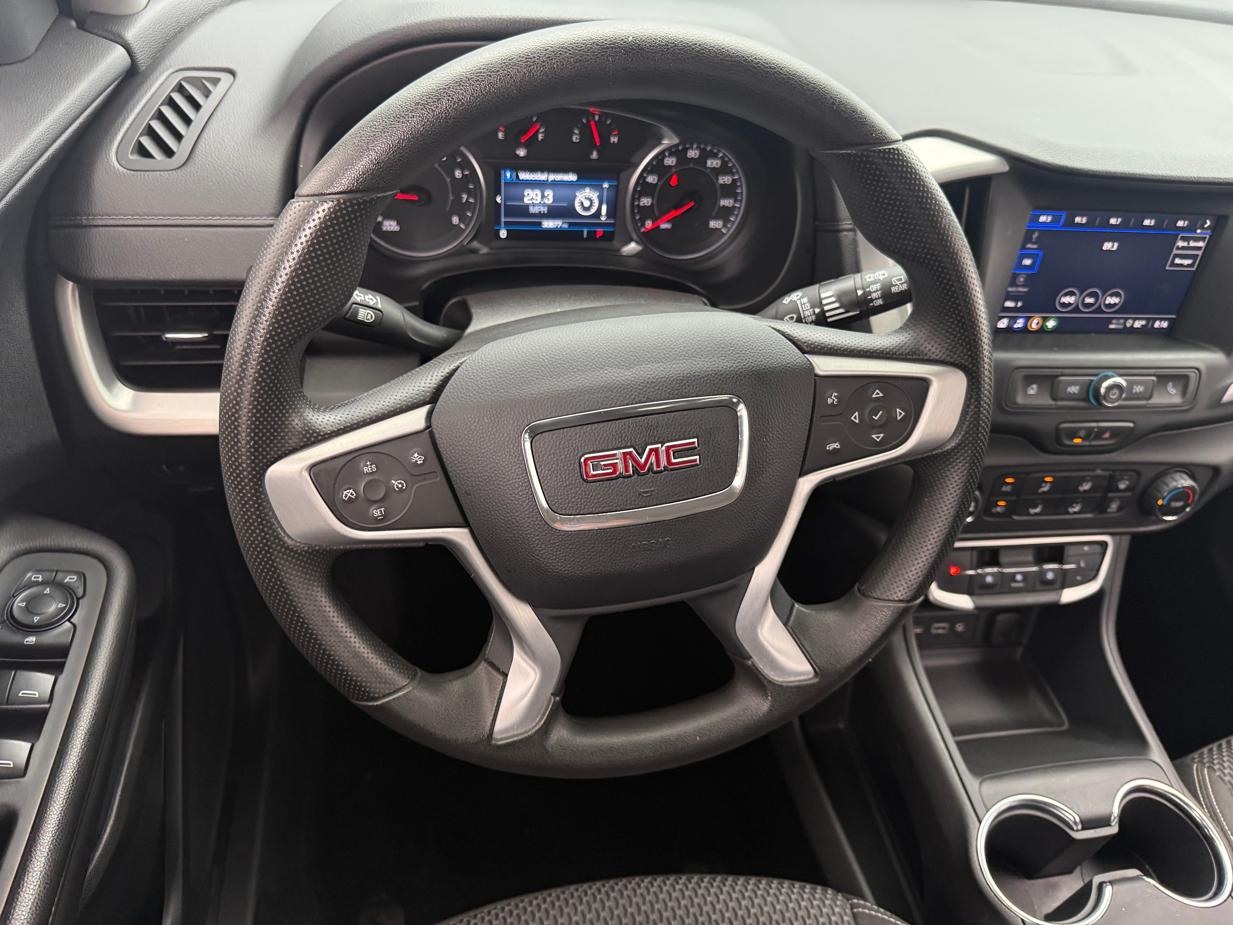 2024 GMC Terrain SLE - Photo 4