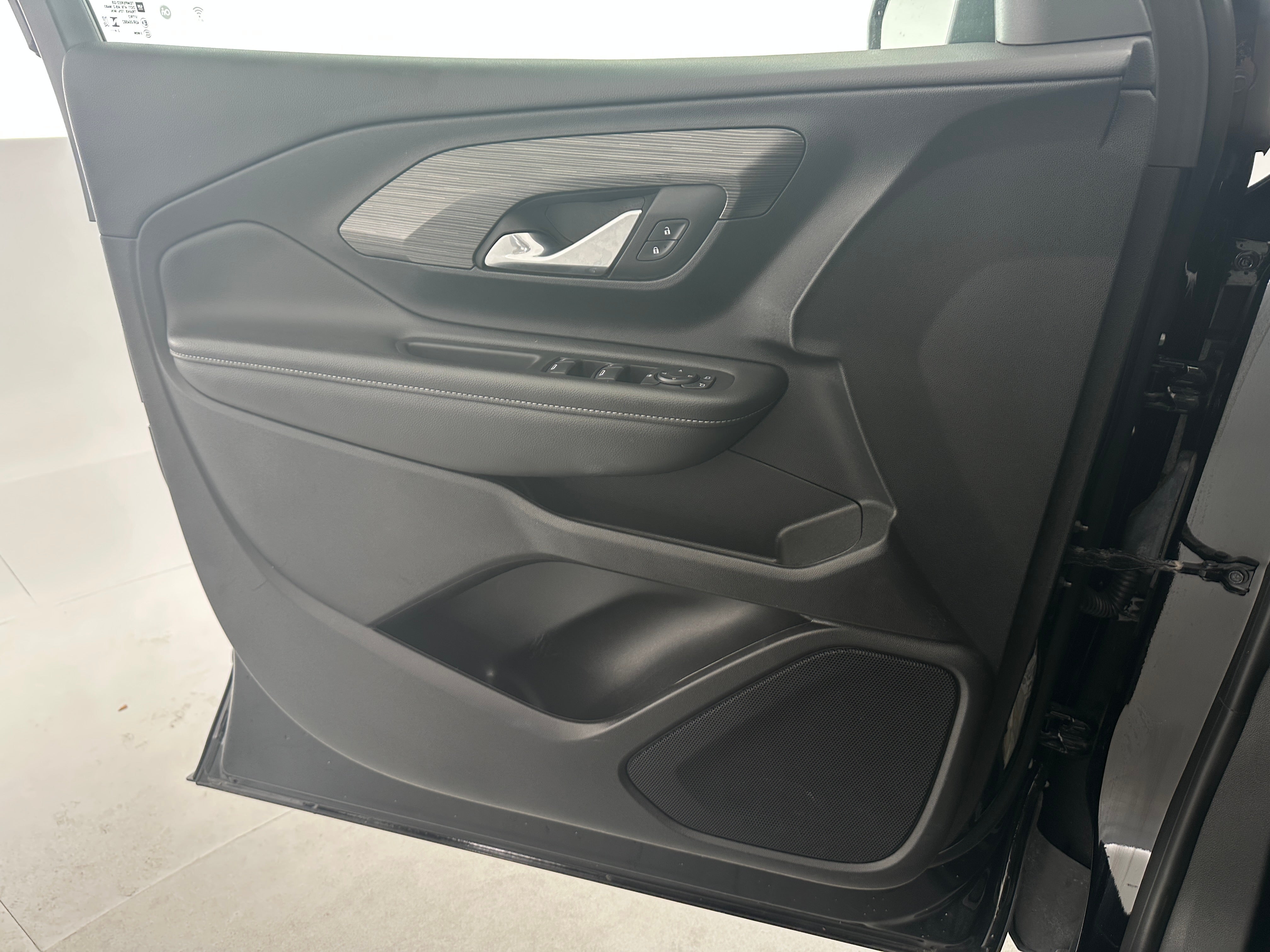 2024 GMC Terrain SLE - Photo 6