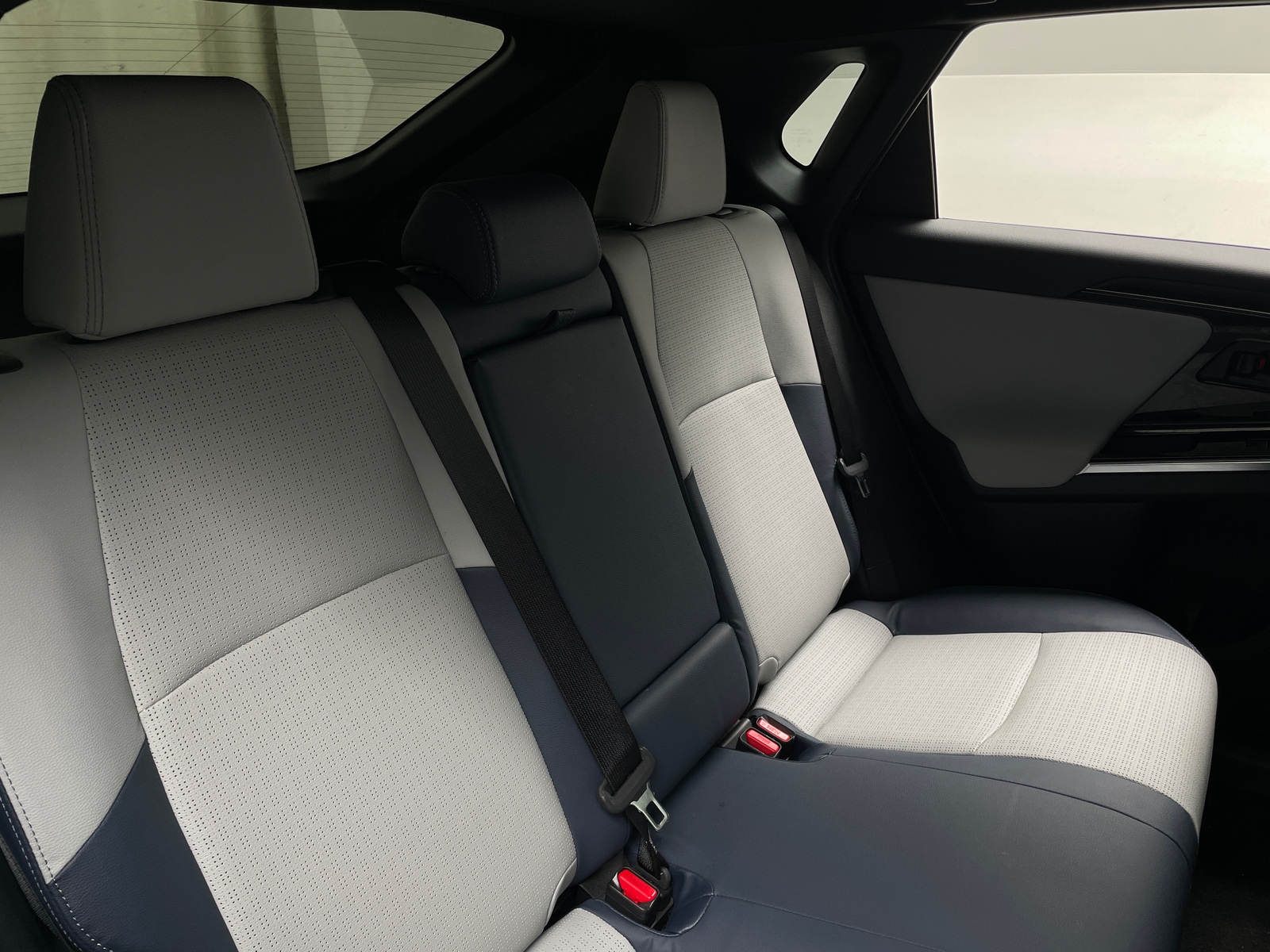 Thumbnail: 2023 Subaru Solterra - 6