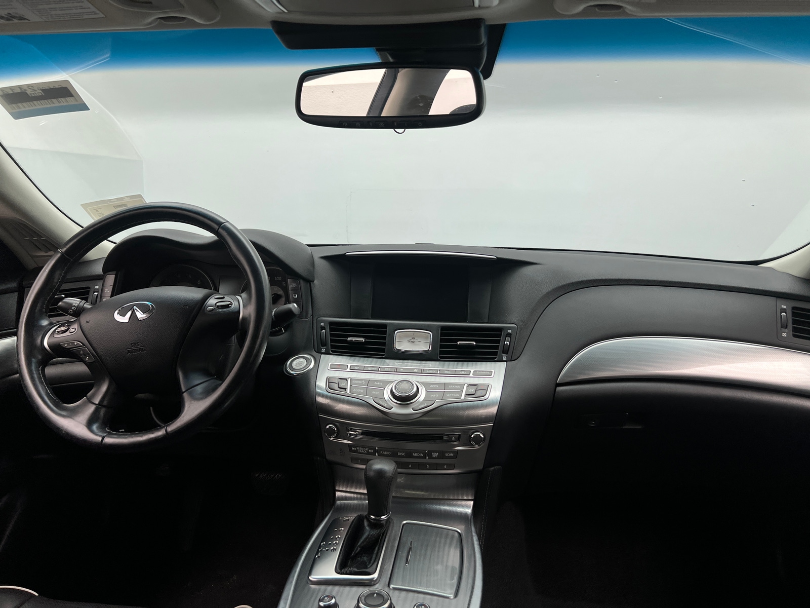 Thumbnail: 2018 INFINITI Q70 - 2