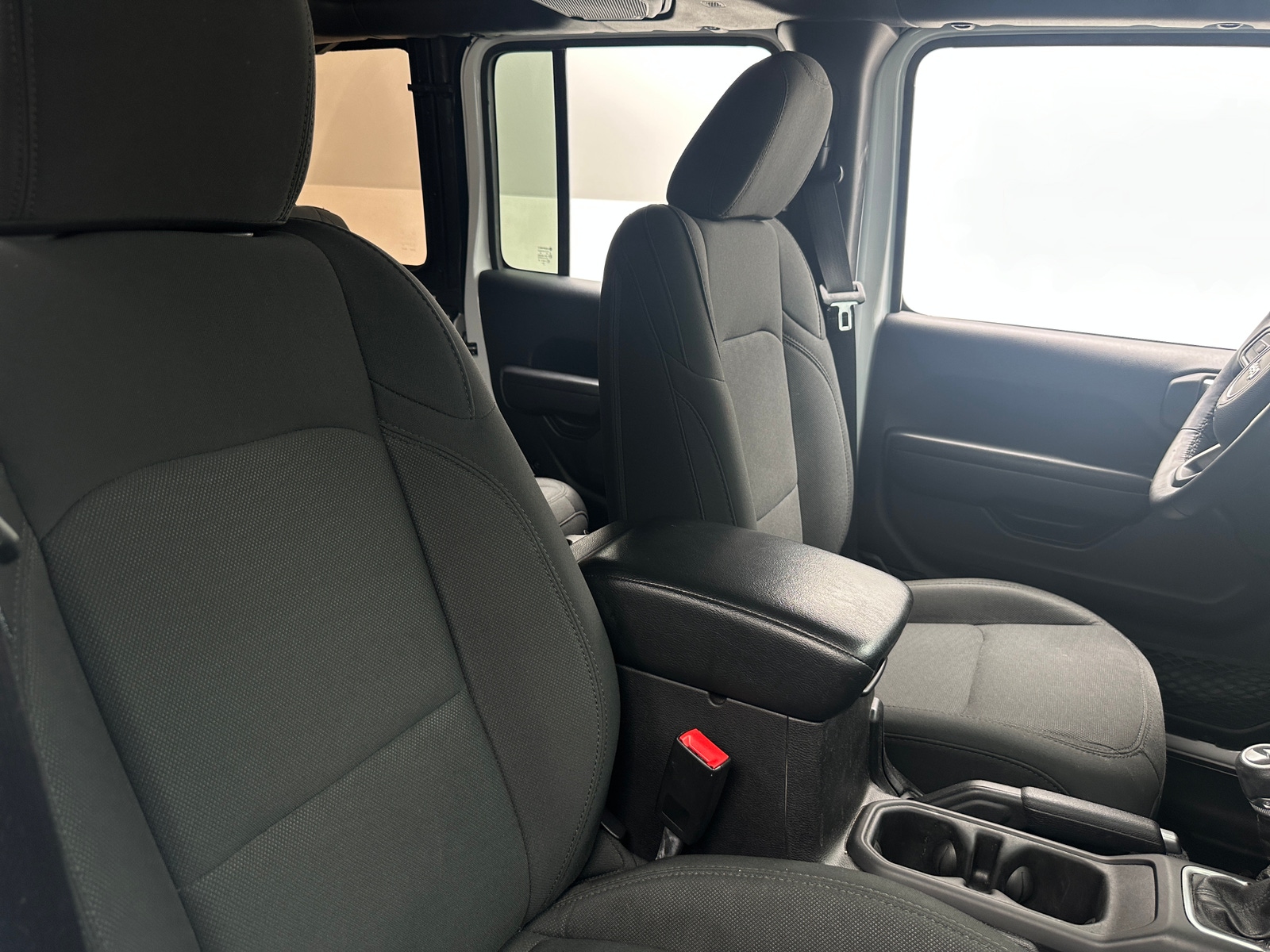 Thumbnail: 2019 Jeep Wrangler - 2