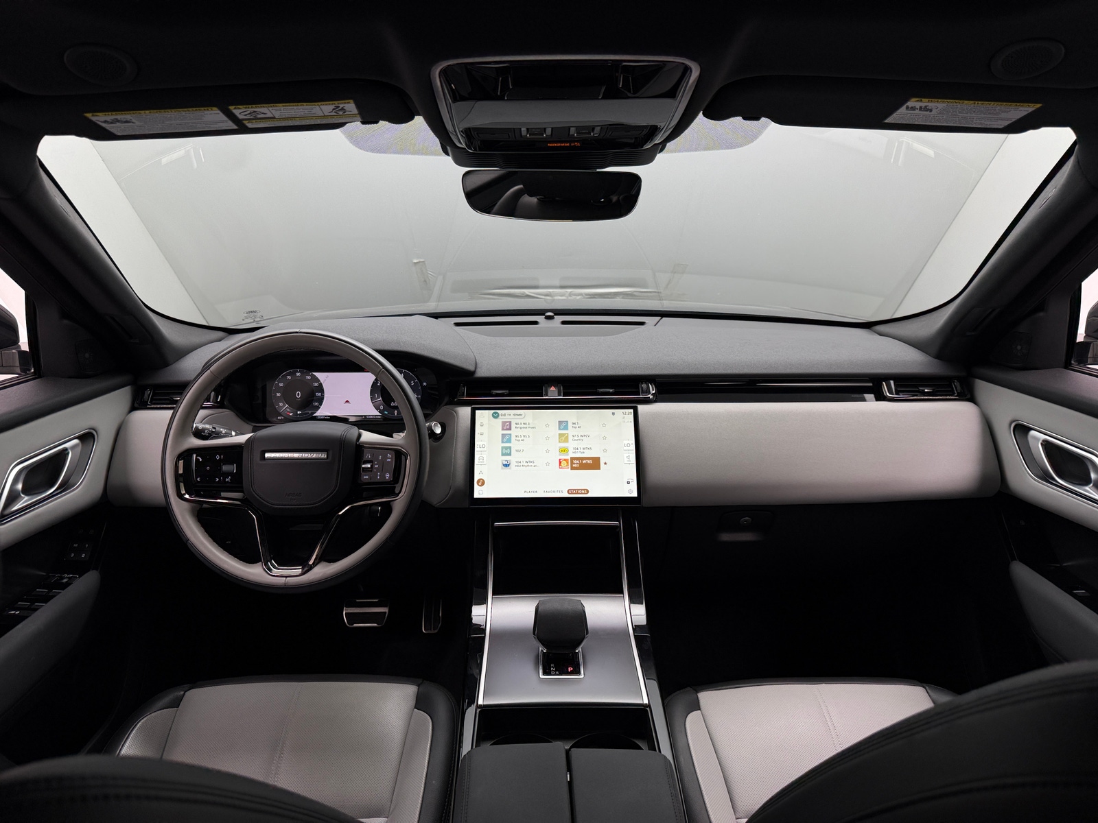 Thumbnail: 2024 Land Rover Range Rover Velar - 2