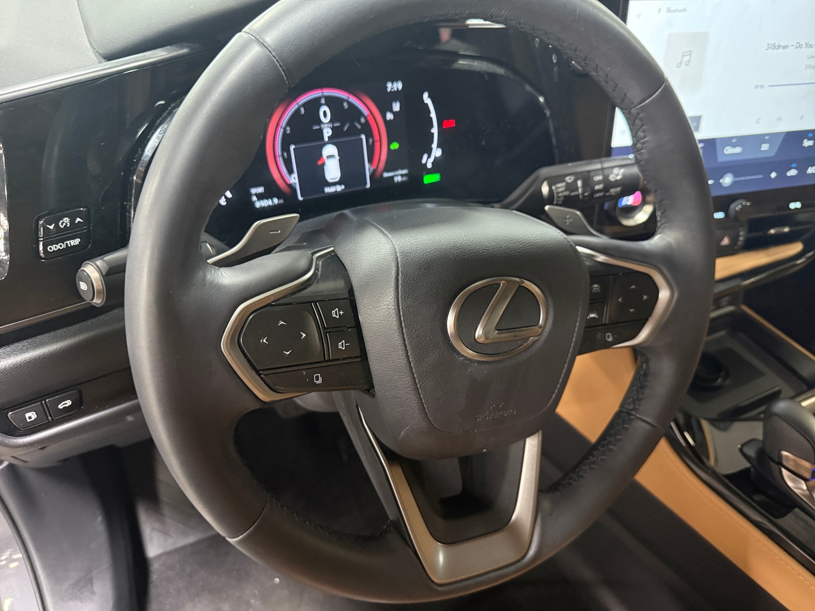 Thumbnail: 2024 Lexus NX - 4