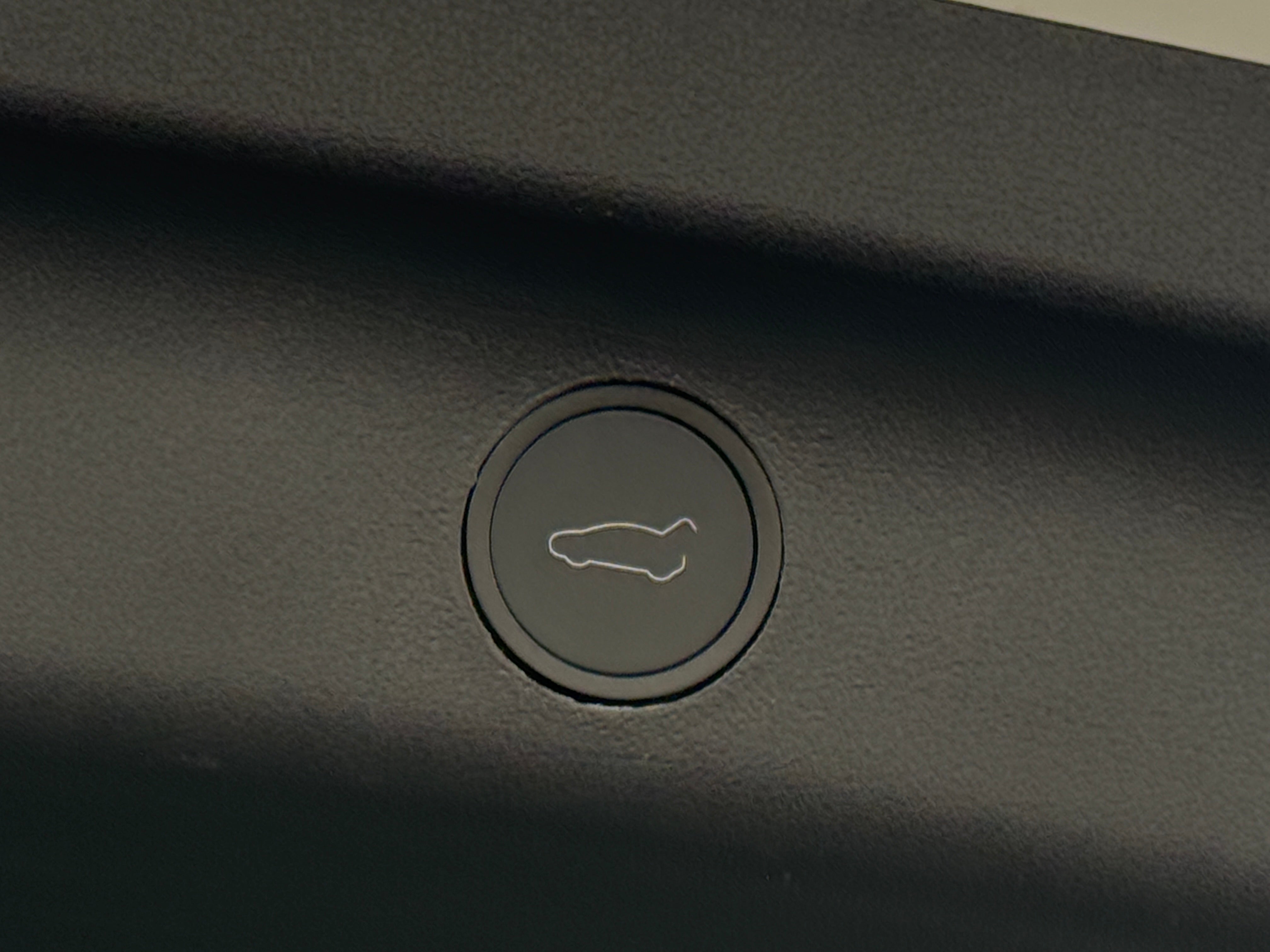 Used 2024 Tesla Model Y Long Range with VIN 7SAYGDEE7RA259335 for sale in Auburn, WA