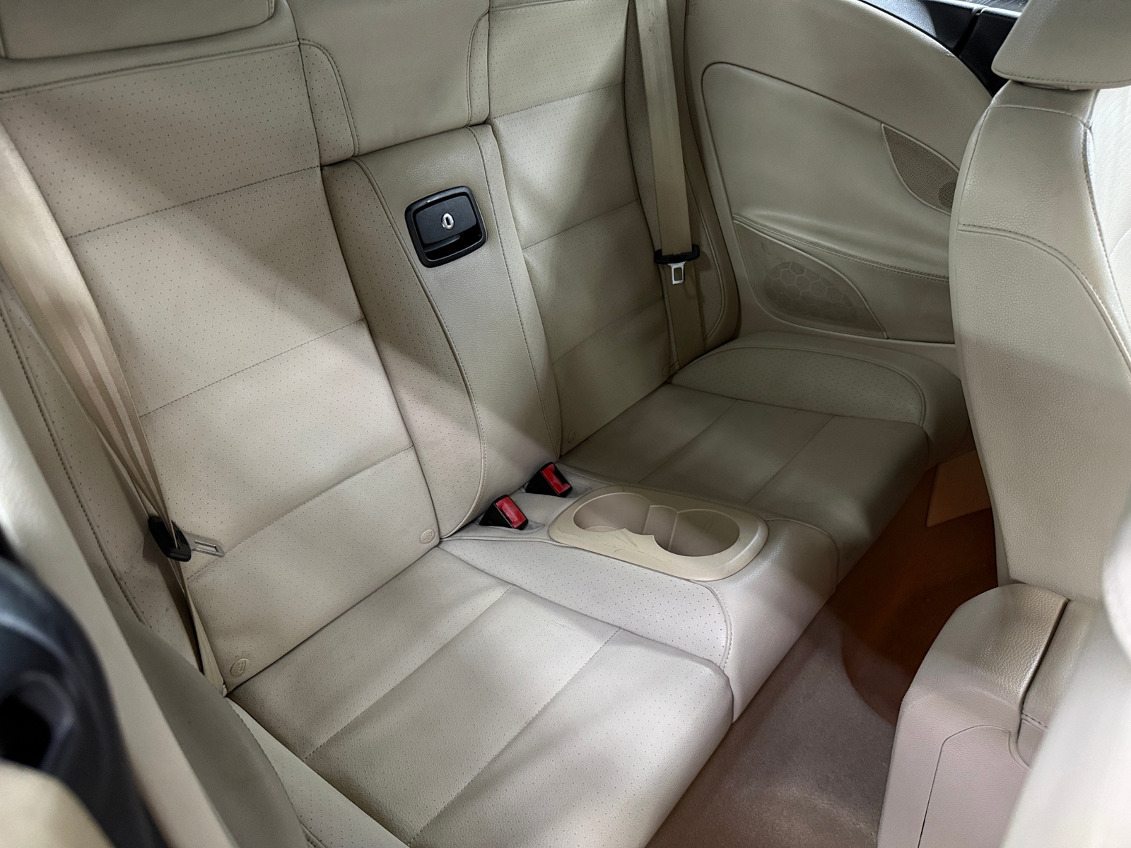 Thumbnail: 2012 Volkswagen Eos - 5