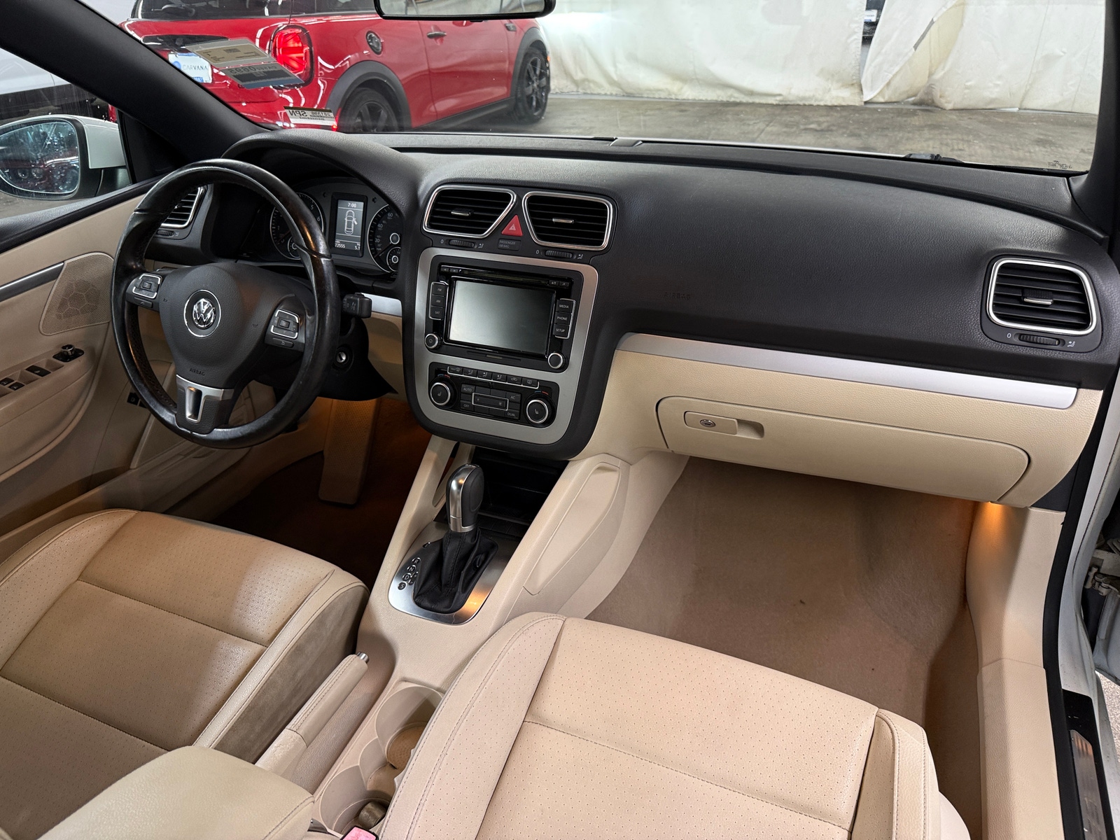 Thumbnail: 2012 Volkswagen Eos - 2