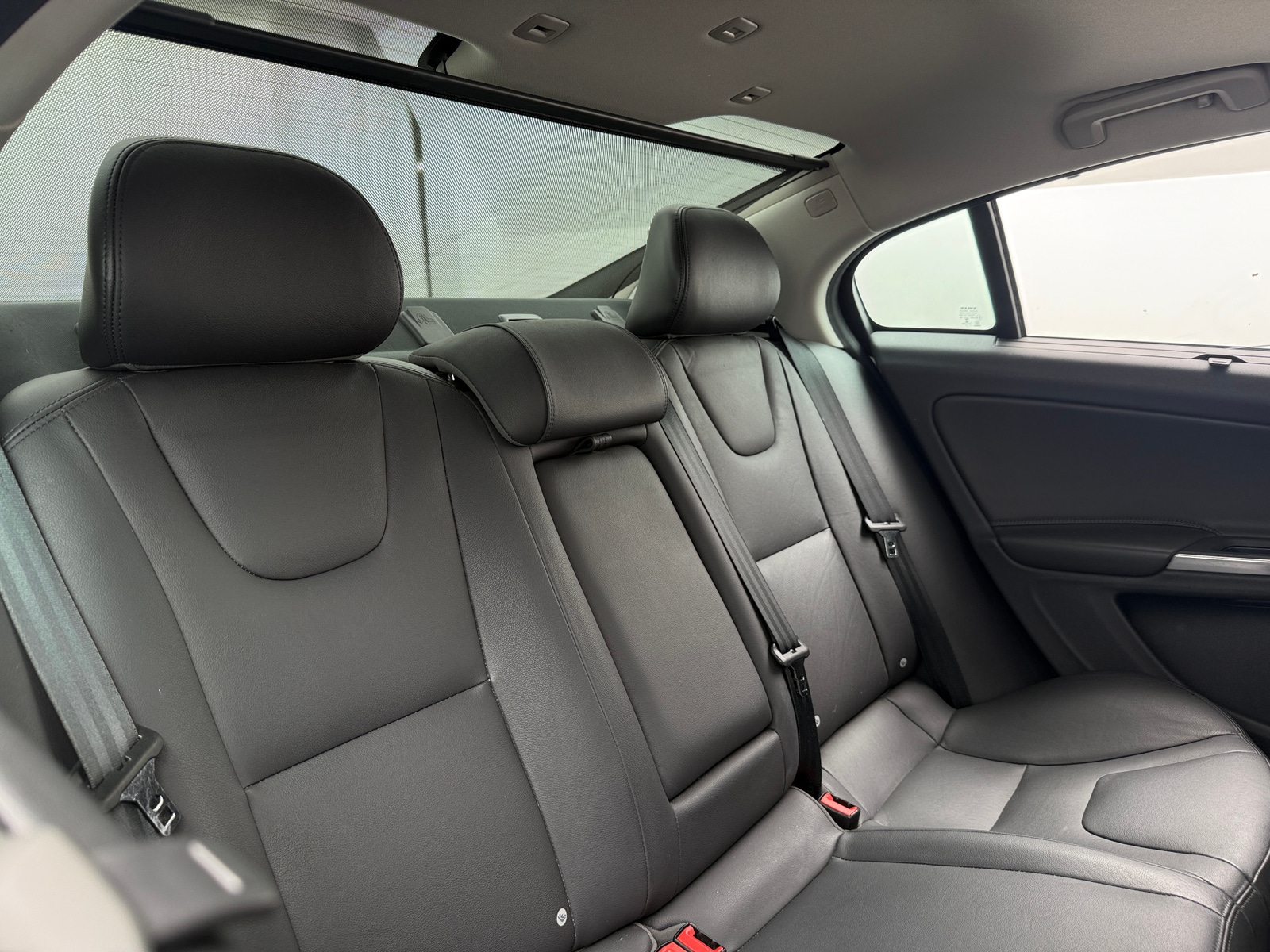 Thumbnail: 2018 Volvo S60 - 5