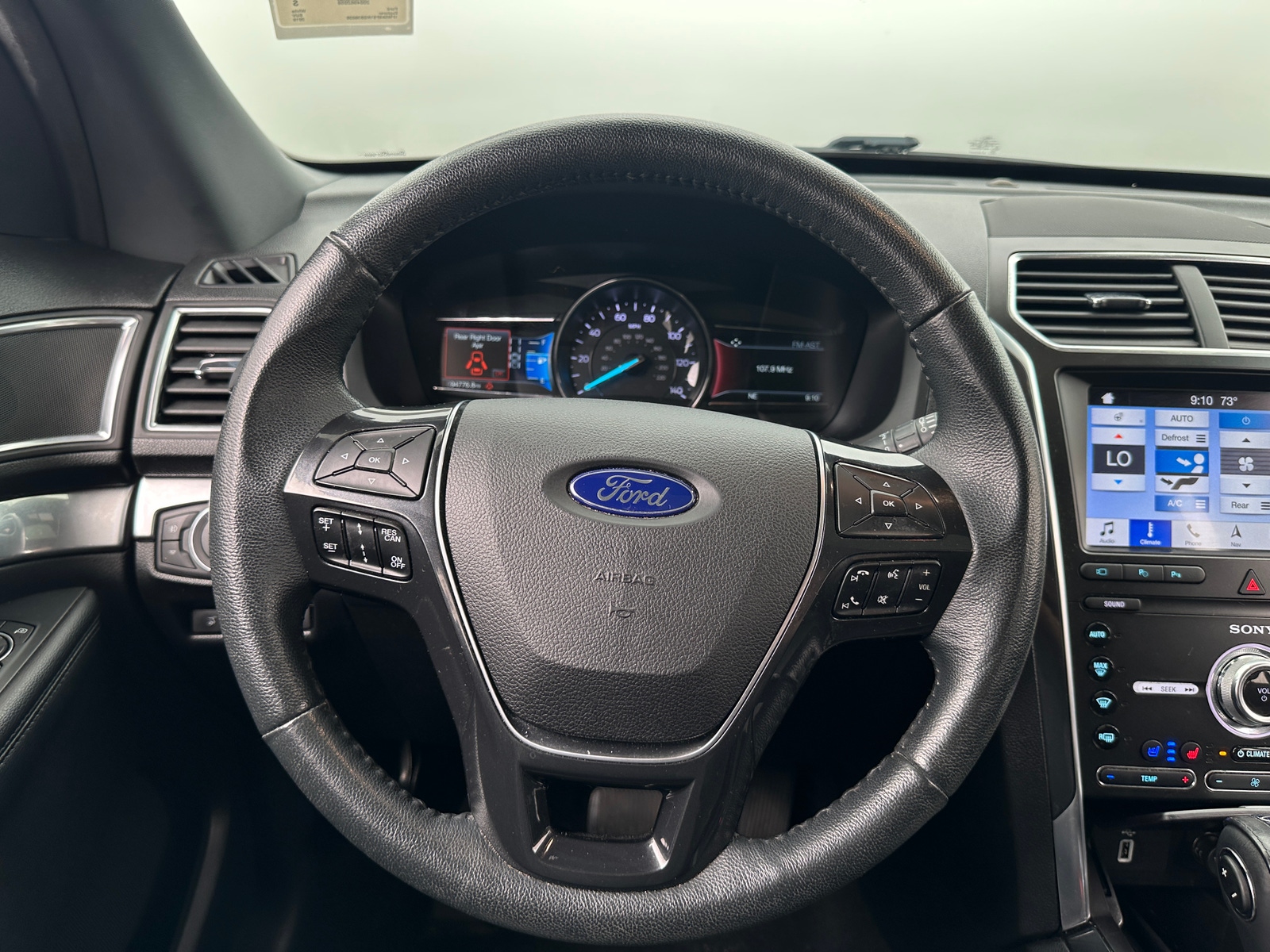 Thumbnail: 2019 Ford Explorer - 4