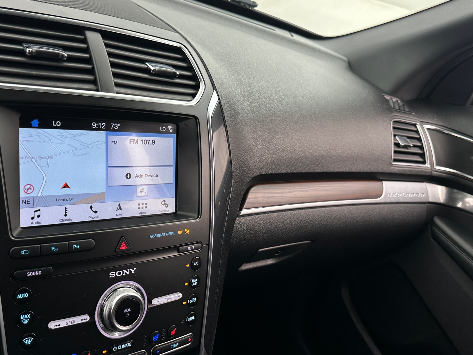 Thumbnail: 2019 Ford Explorer - 3