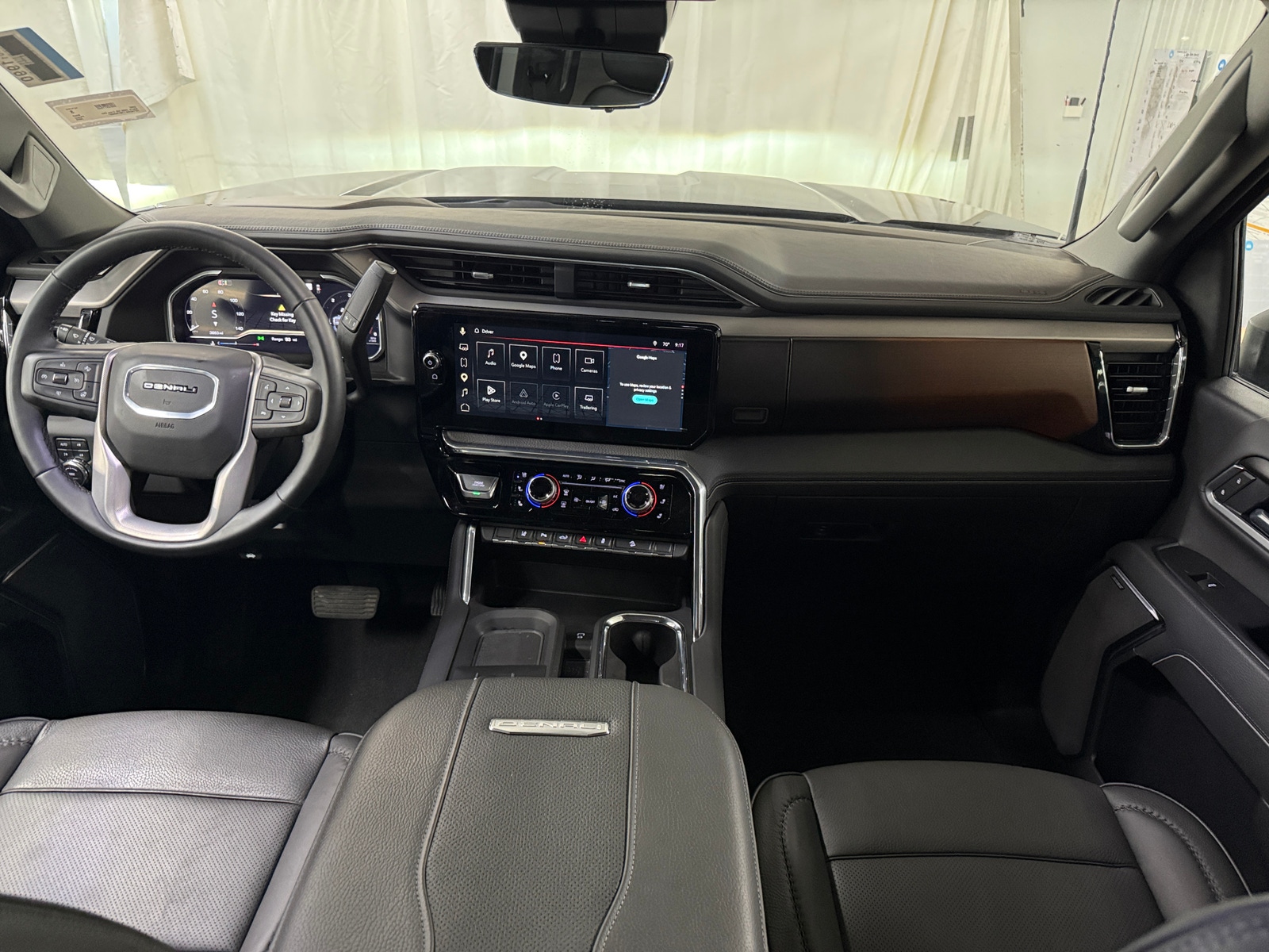 Thumbnail: 2025 GMC Sierra 2500 - 2